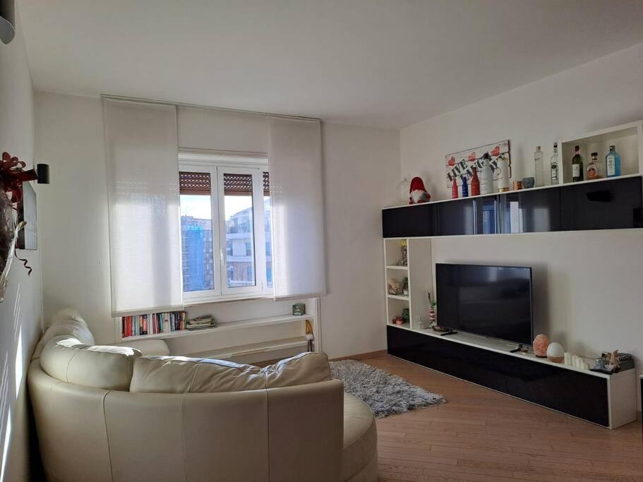 Appartamento luminoso e moderno in Piazzale Loreto
