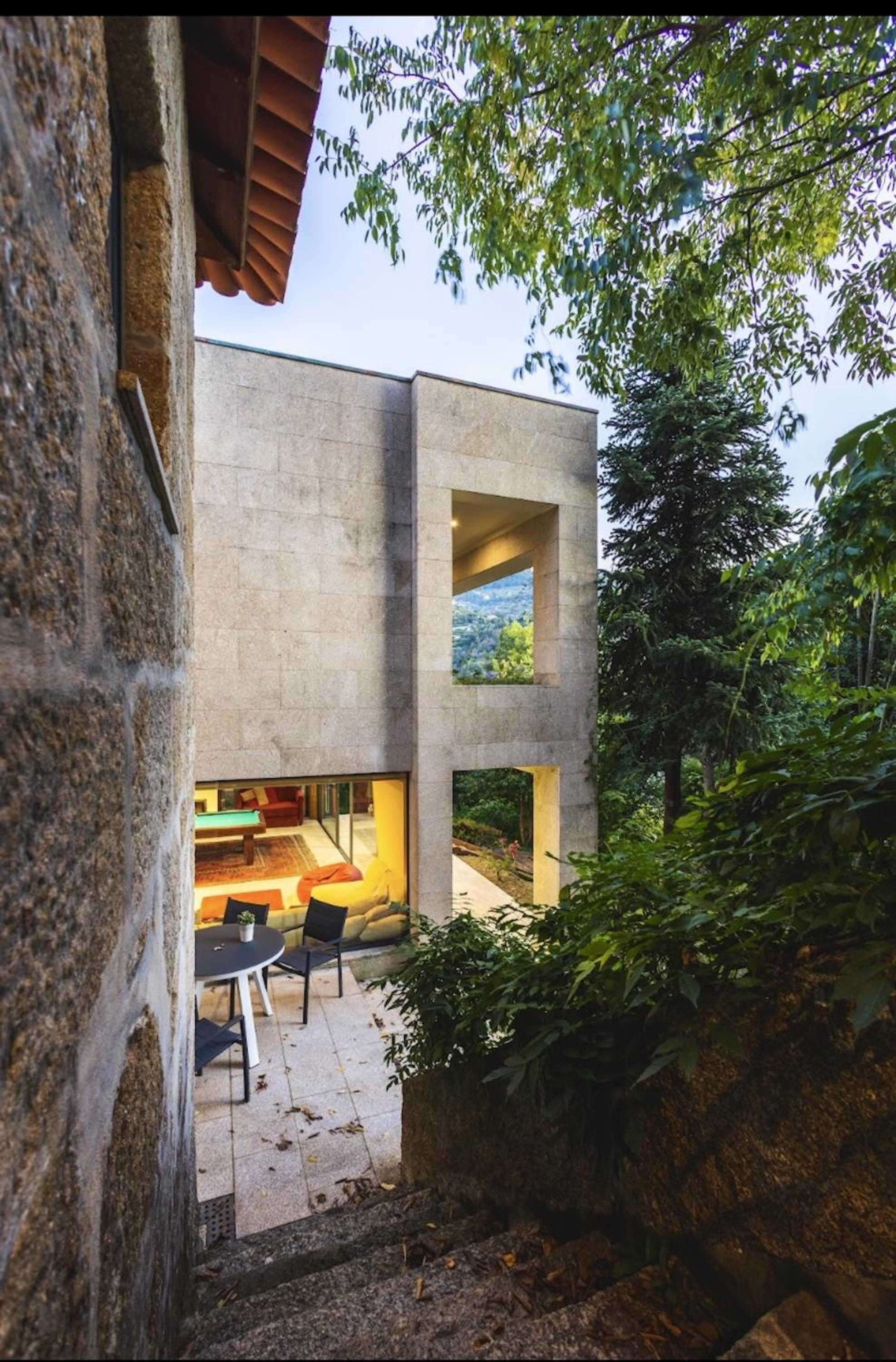 Welcoming House in Santa Cruz do Douro with Shared Poola view 3