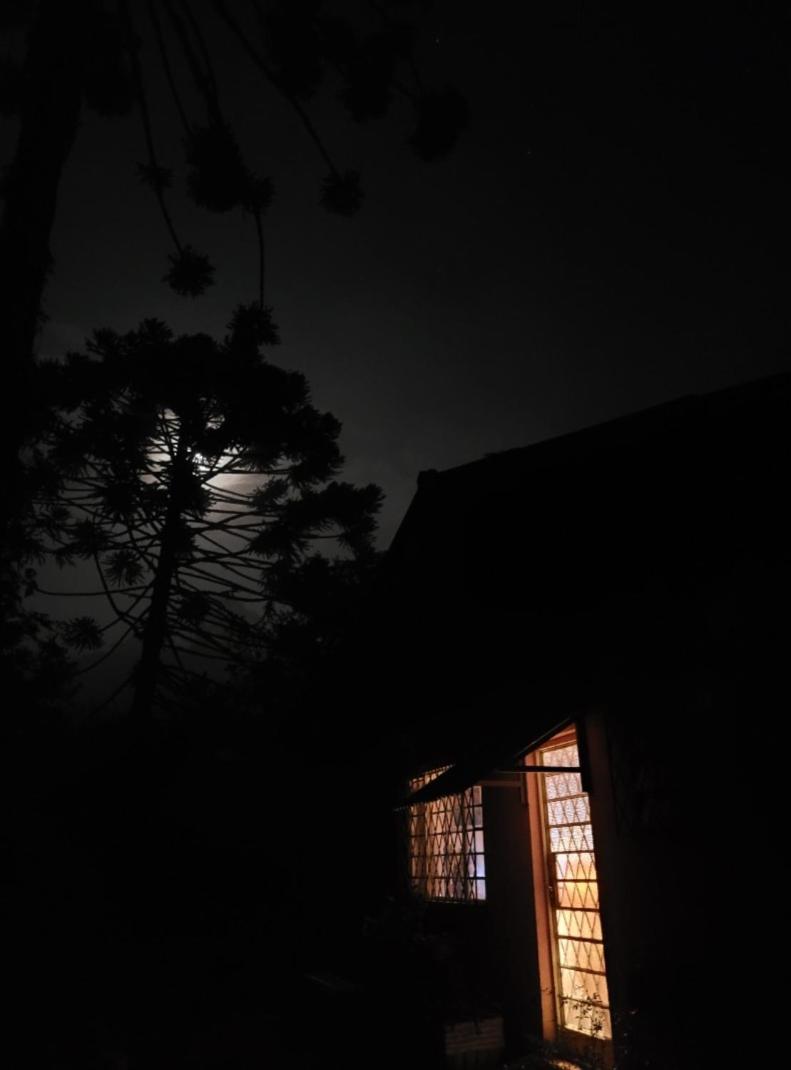 Casa em Campos do Jordão - 3 quartos, com churrasqueira