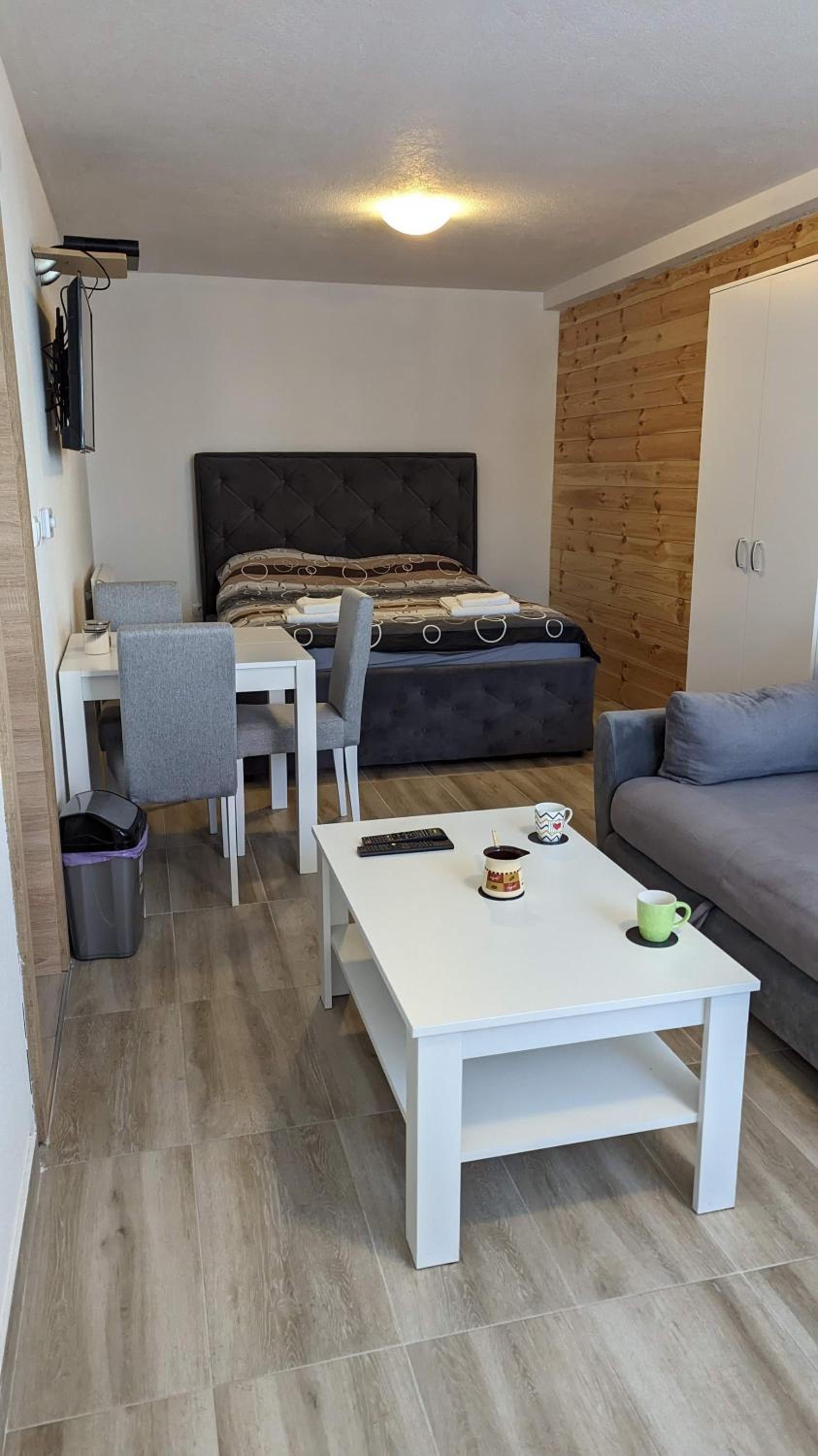 Iva Lux Apartments view 4