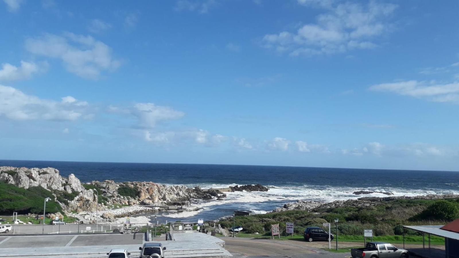 Whale Tails Beach Holiday view 2