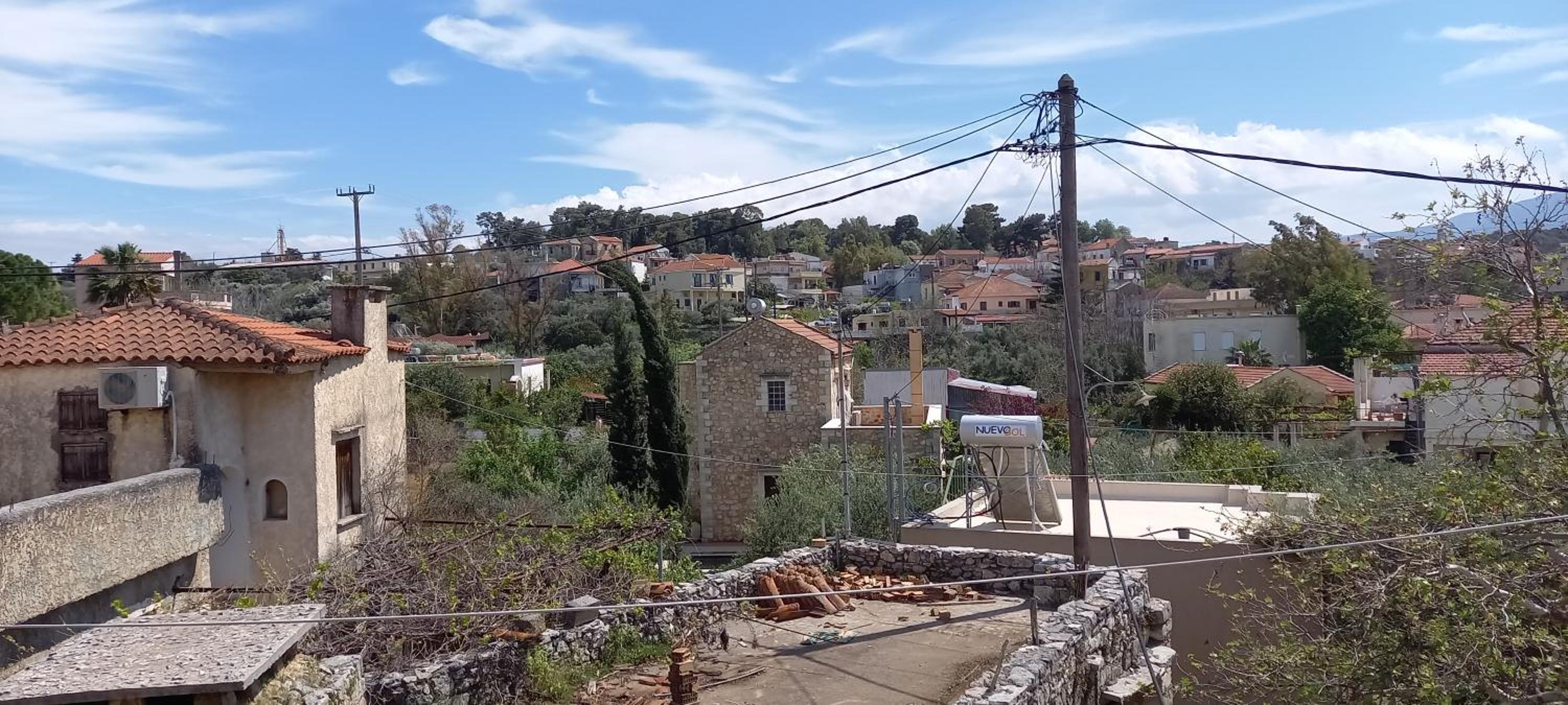 Giannis Traditional House