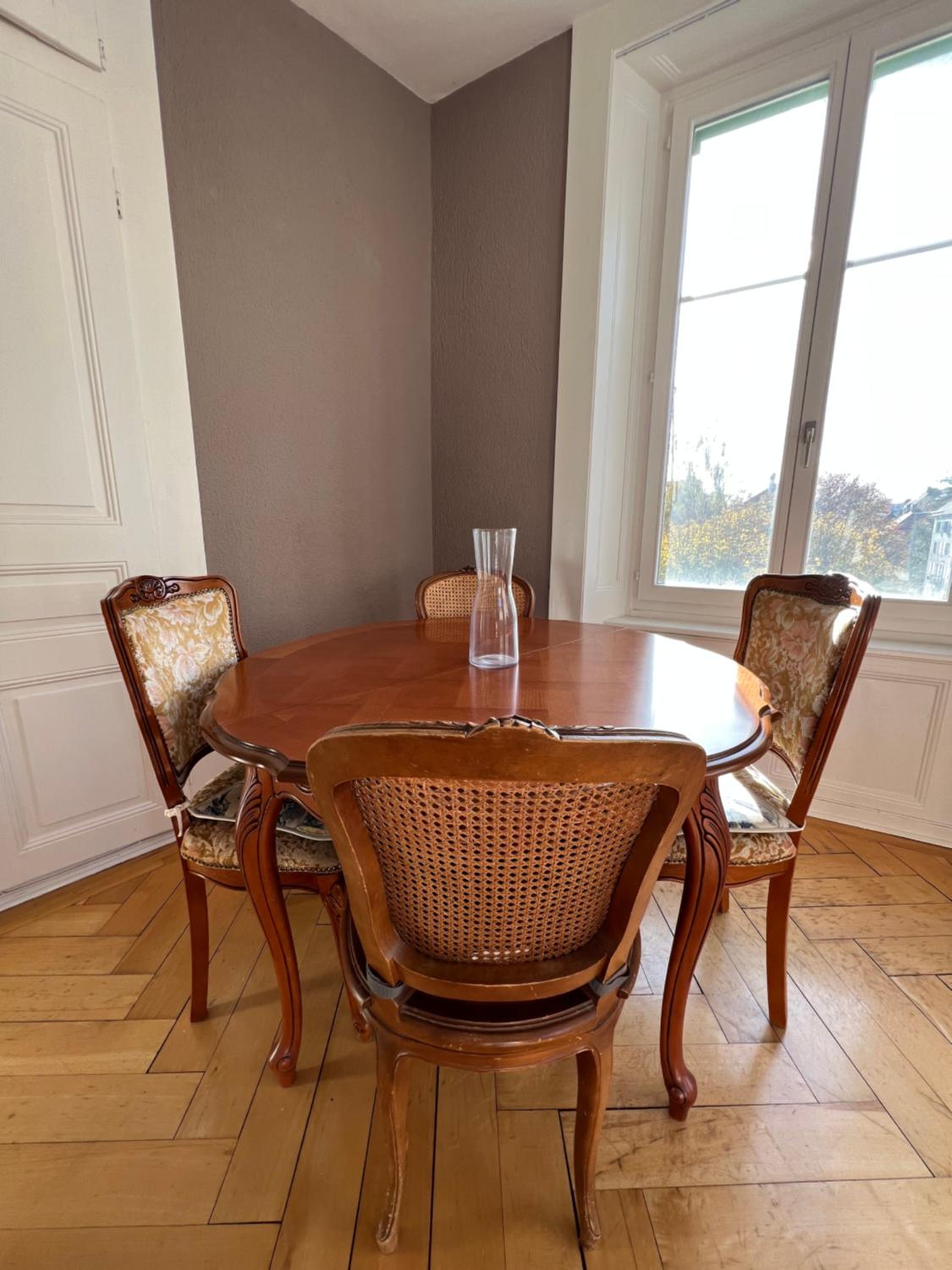 Le Locle : bel appartement chaleureux view 5