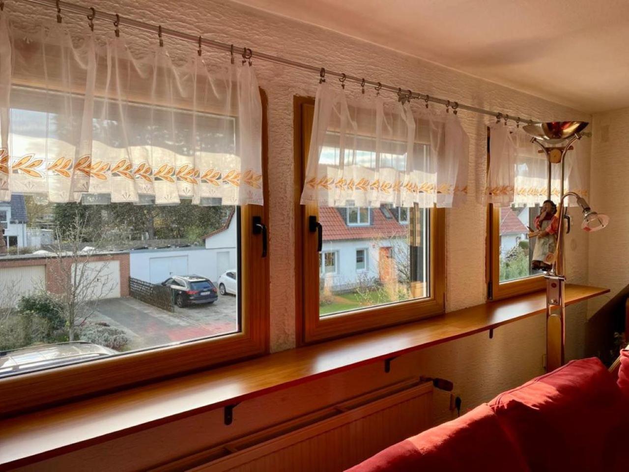 Cozy villa with garden, balcony and parking area in Düsseldorf