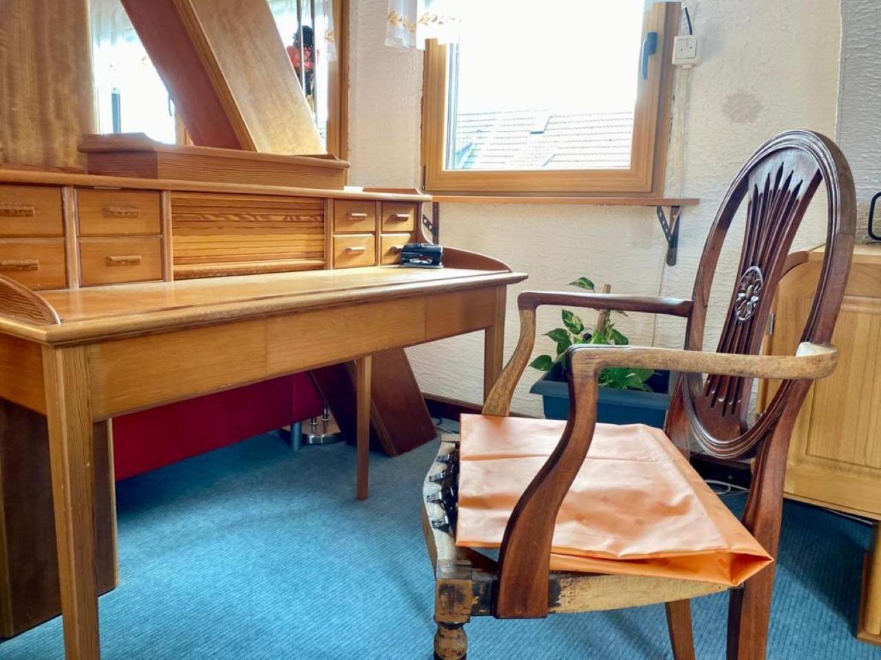 Cozy villa with garden, balcony and parking area in Düsseldorf