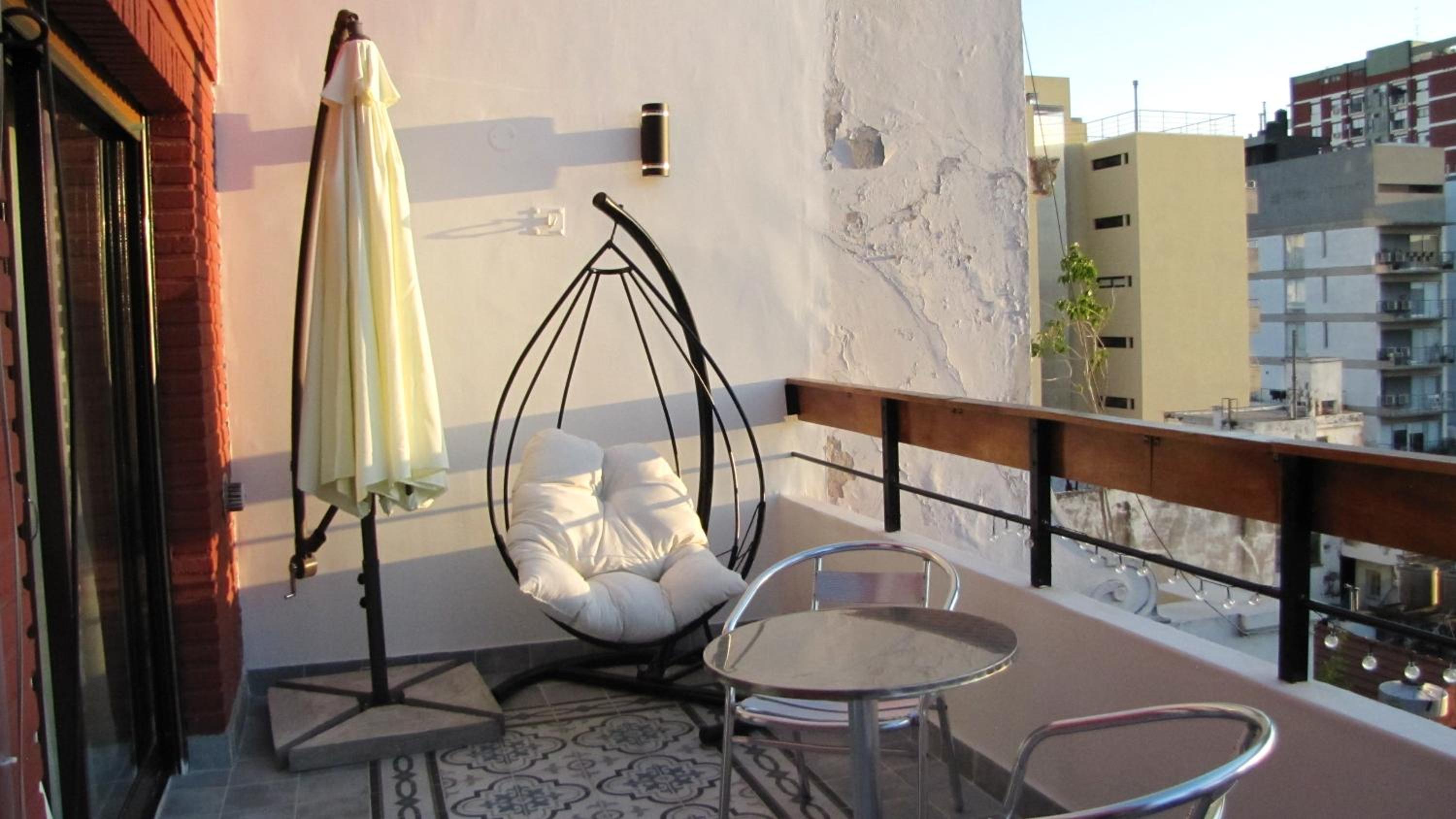 Luminoso Semipiso 2 Ambientes con Balcón Terraza