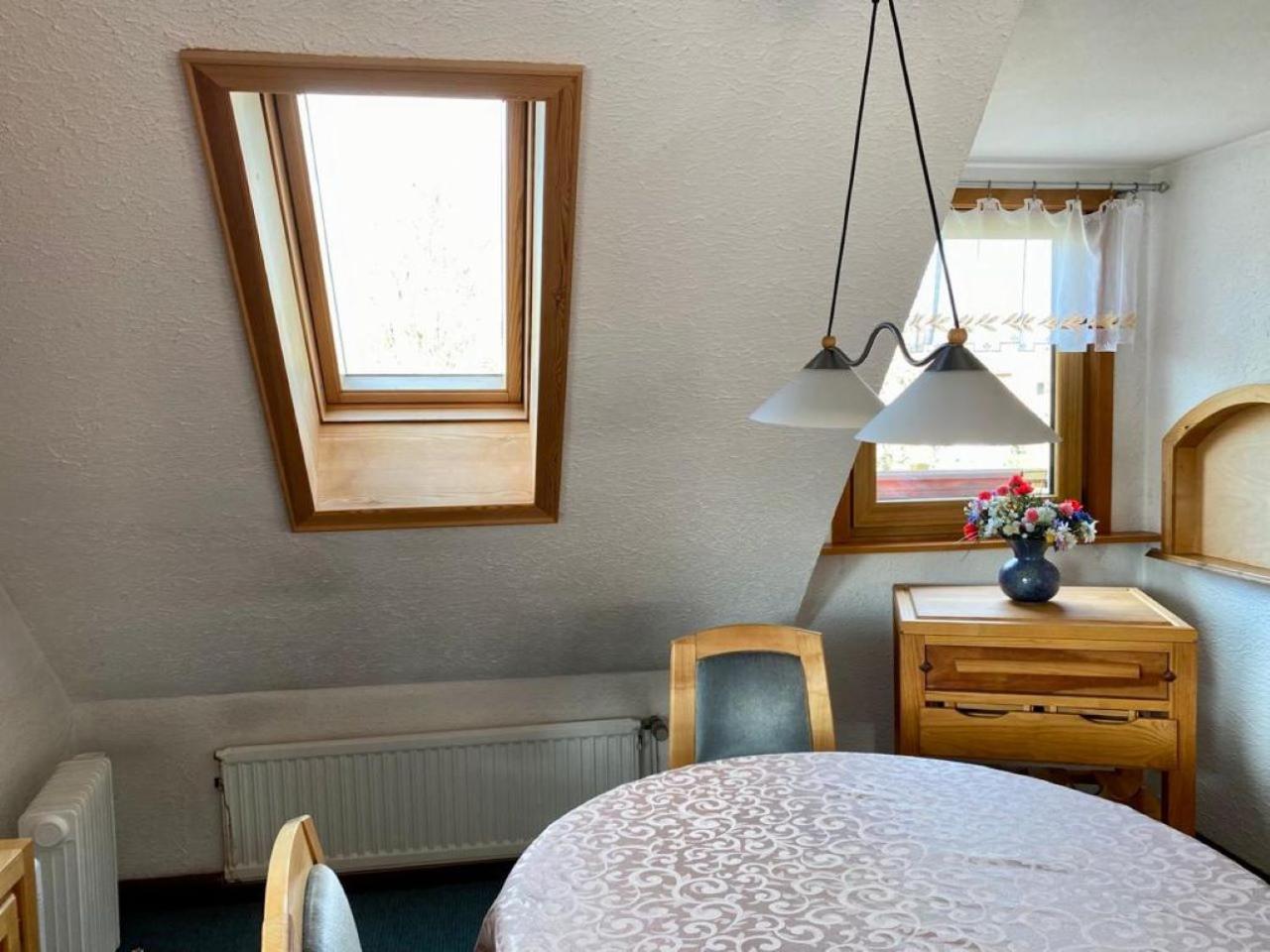Cozy villa with garden, balcony and parking area in Düsseldorf