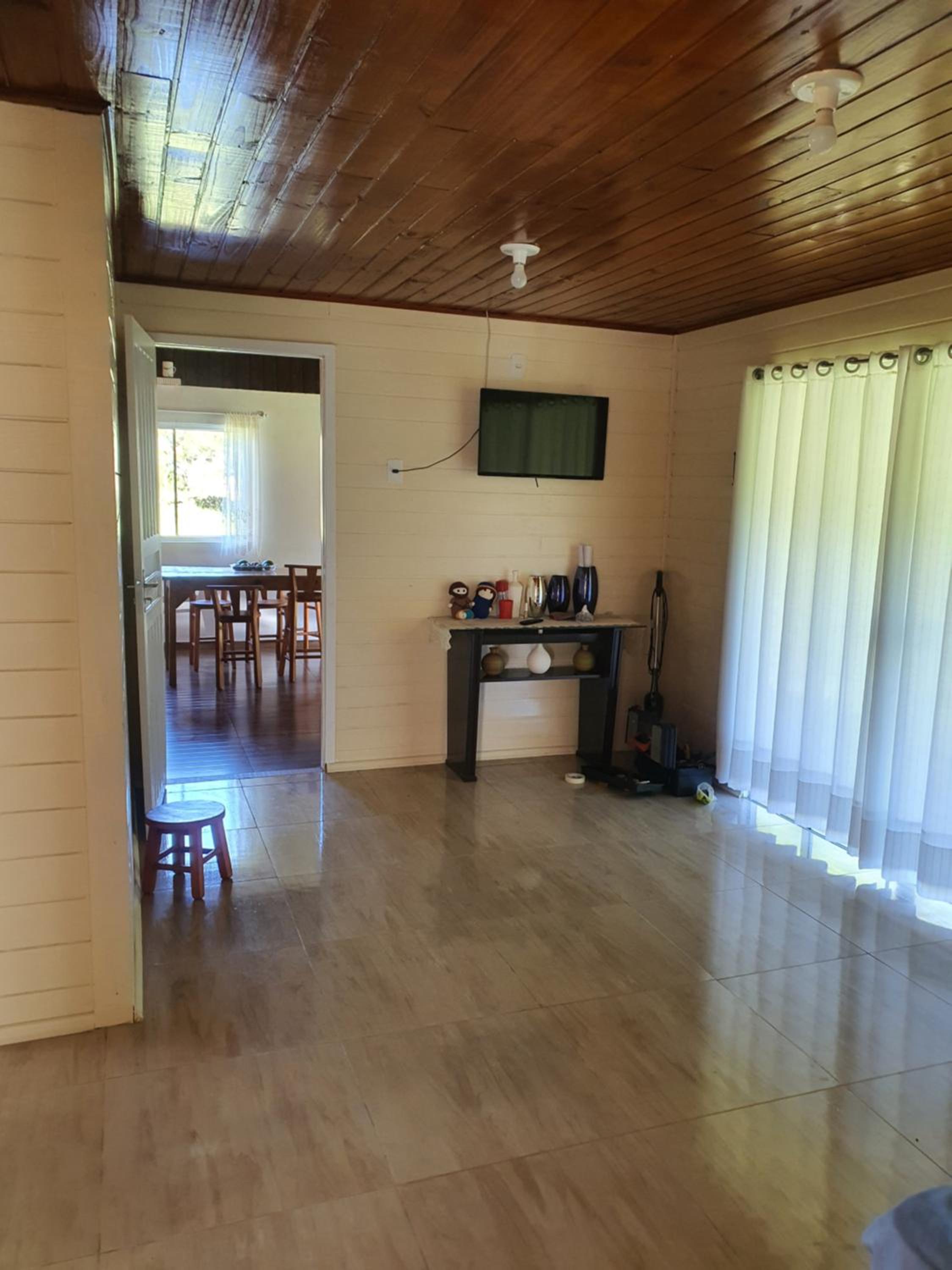 Casa p fim de semana p 6 pessoas 12km, do centro de urupema