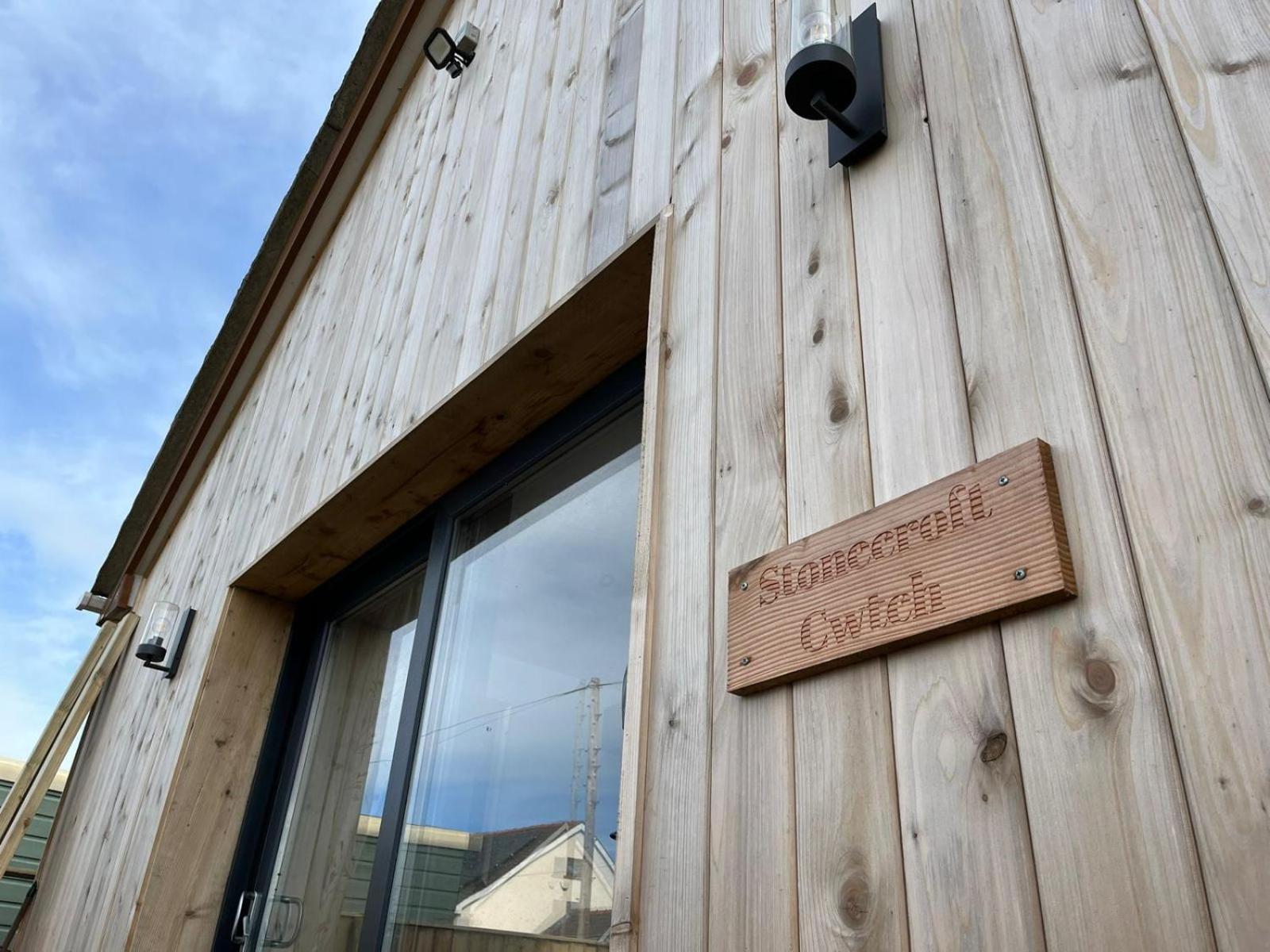 Stonecroft Cwtch