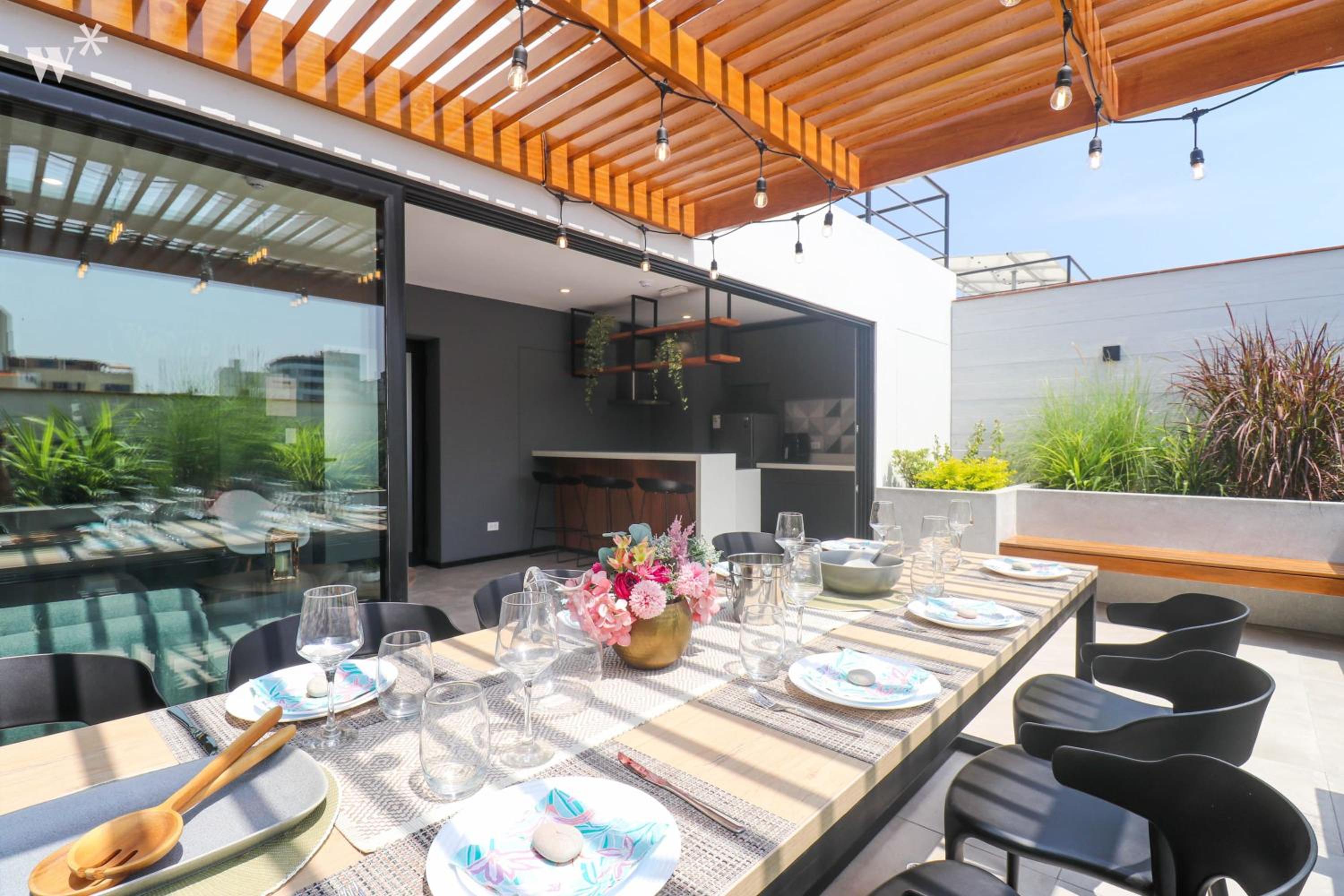 Spacious 2BR in Miraflores
