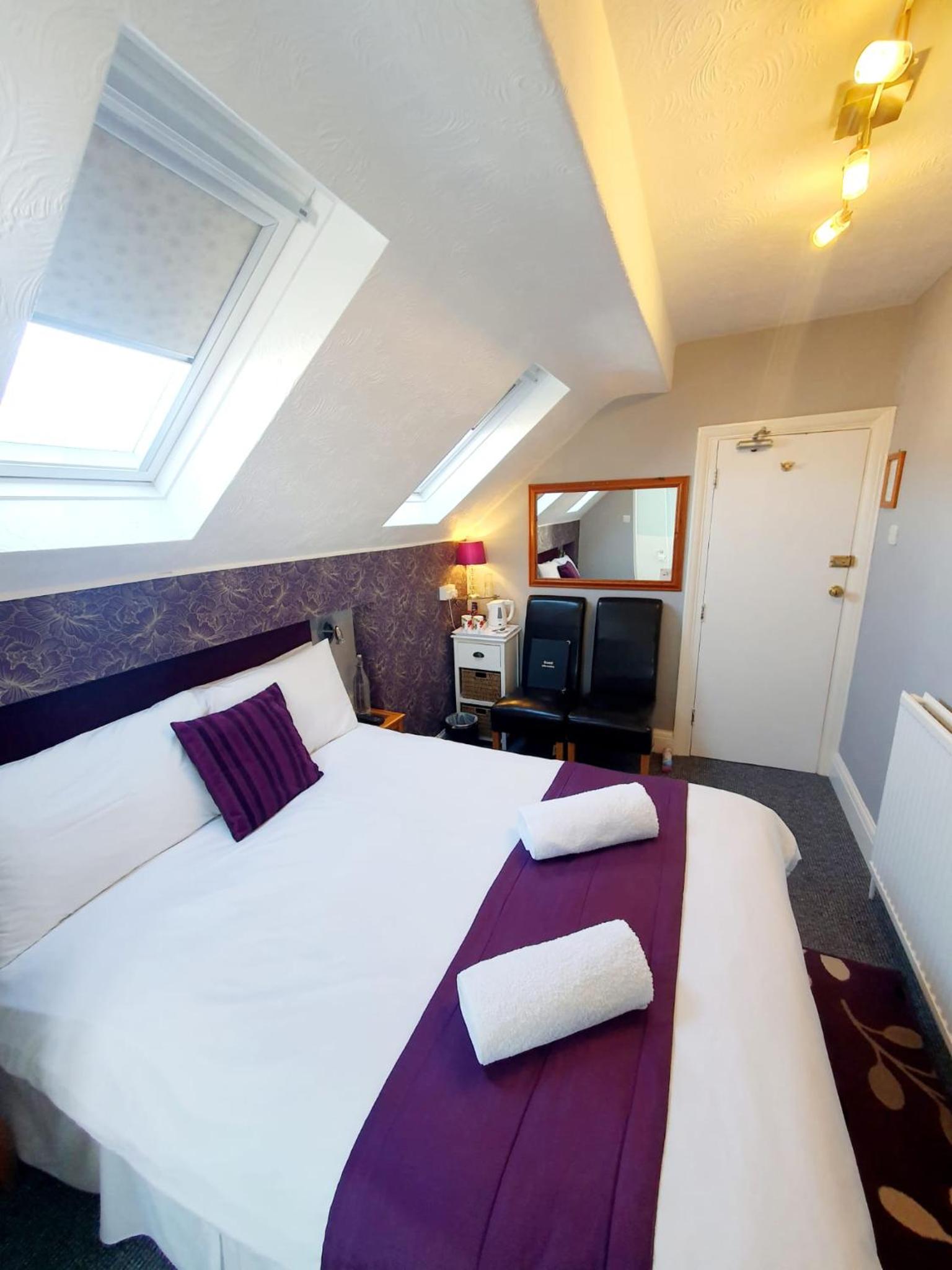 Cleave Court Guest House