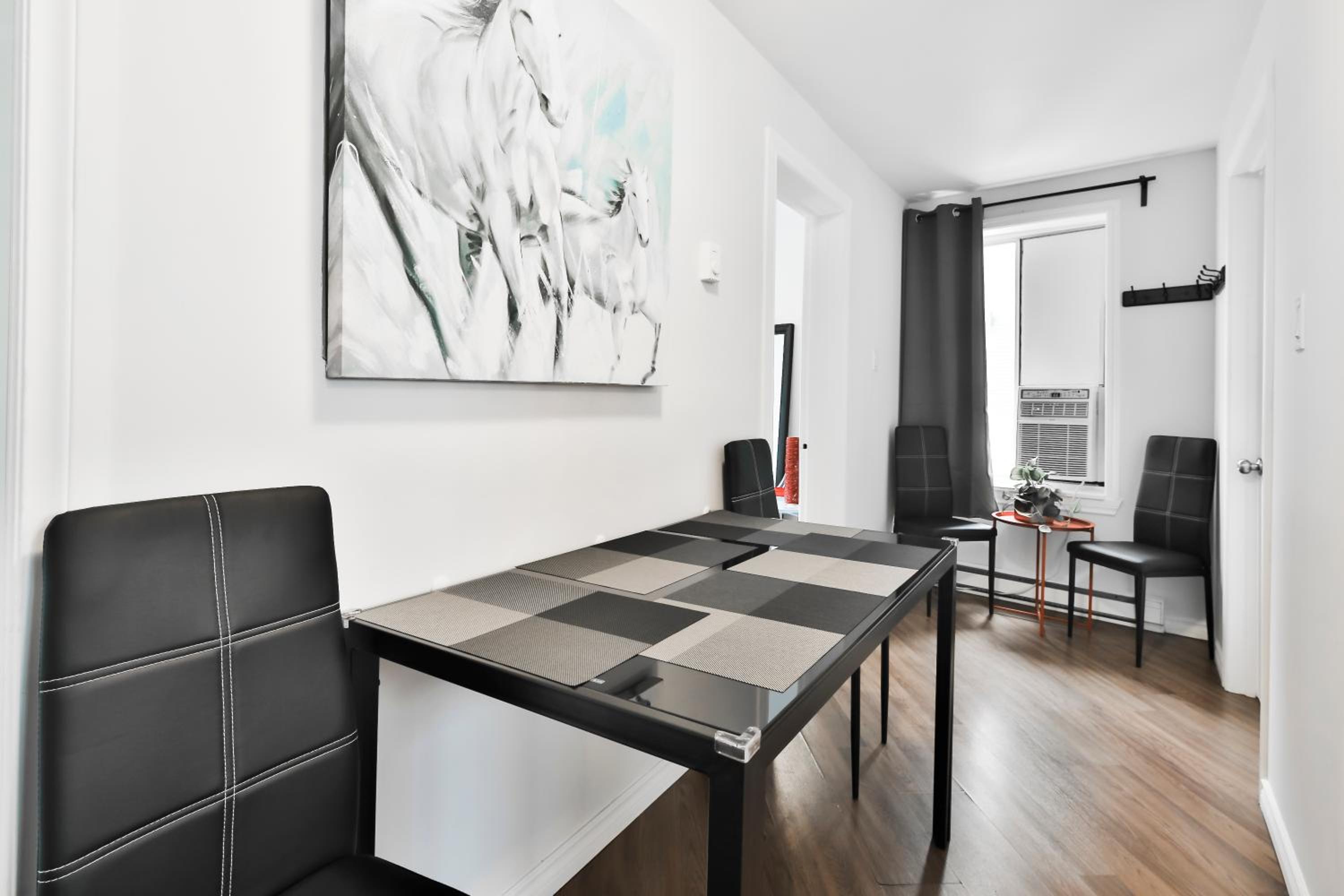 250 METERS to METRO BERRI UQAM - Spacious fully equipped APARTMENTS - 1 FREE PARKING per unit - in-unit Washer & Dryer - fully stocked KITCHEN - WORKSPACE 