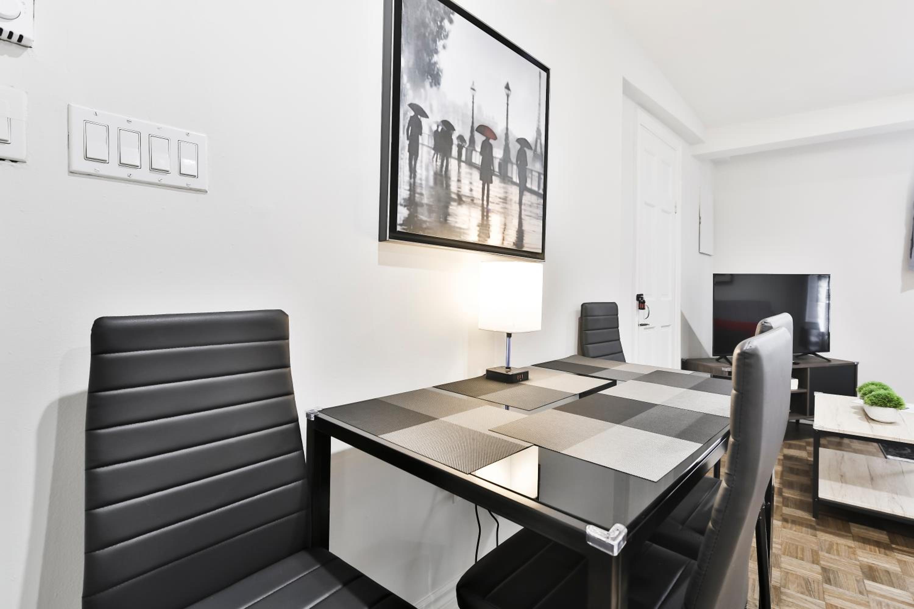 250 METERS to METRO BERRI UQAM - Spacious fully equipped APARTMENTS - 1 FREE PARKING per unit - in-unit Washer & Dryer - fully stocked KITCHEN - WORKSPACE 