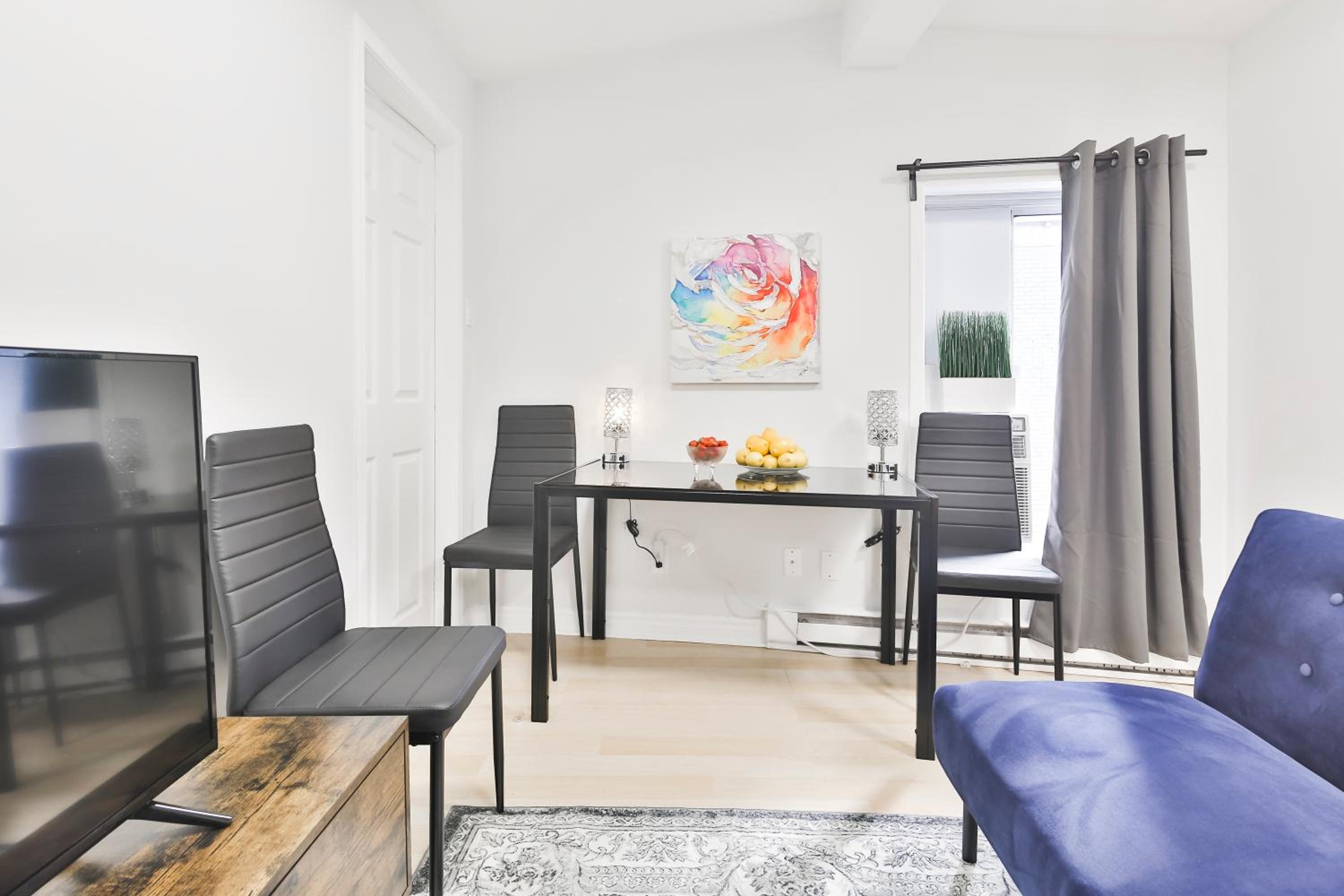 250 METERS to METRO BERRI UQAM - Spacious fully equipped APARTMENTS - 1 FREE PARKING per unit - in-unit Washer & Dryer - fully stocked KITCHEN - WORKSPACE 