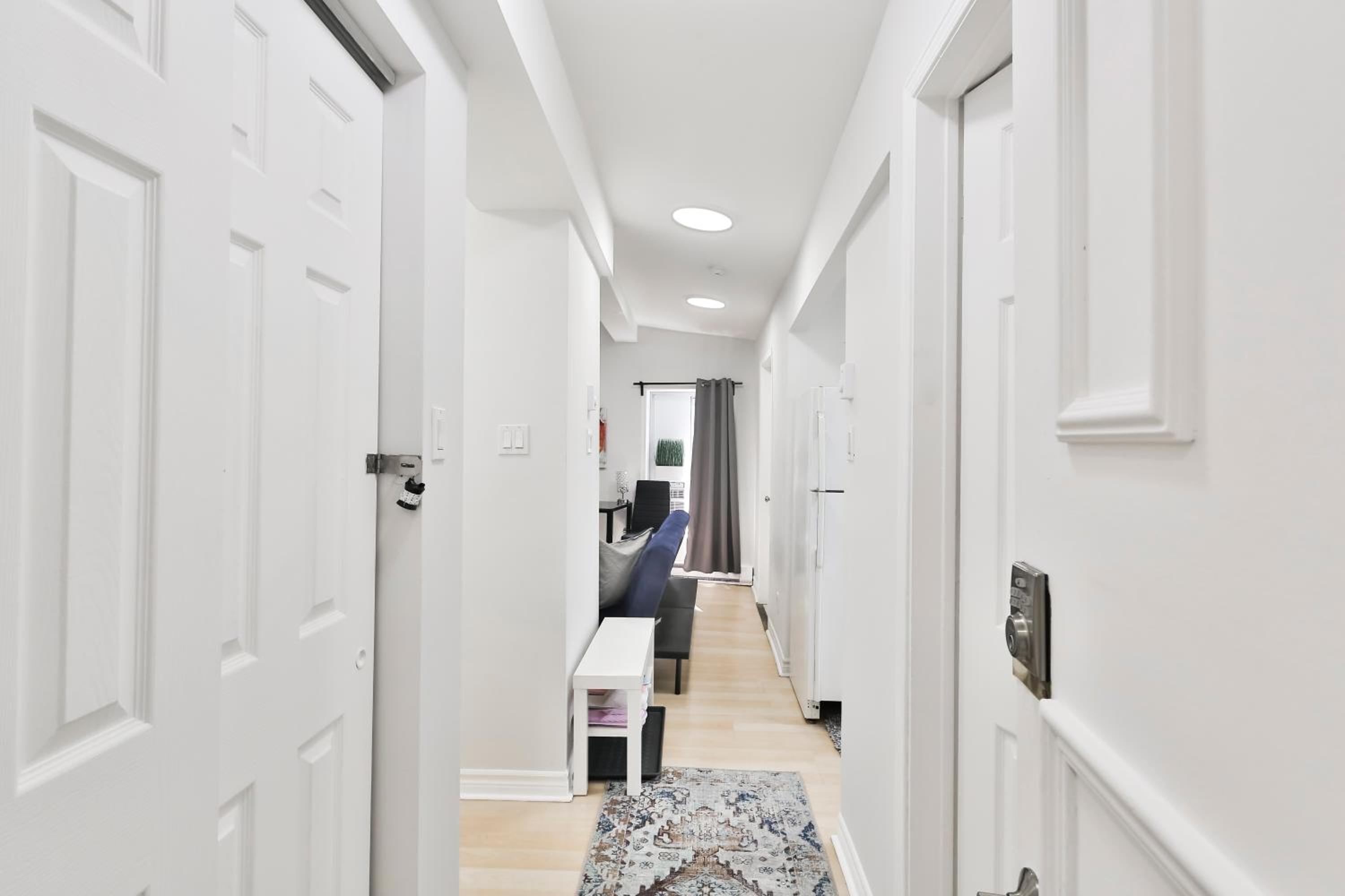 250 METERS to METRO BERRI UQAM - Spacious fully equipped APARTMENTS - 1 FREE PARKING per unit - in-unit Washer & Dryer - fully stocked KITCHEN - WORKSPACE 