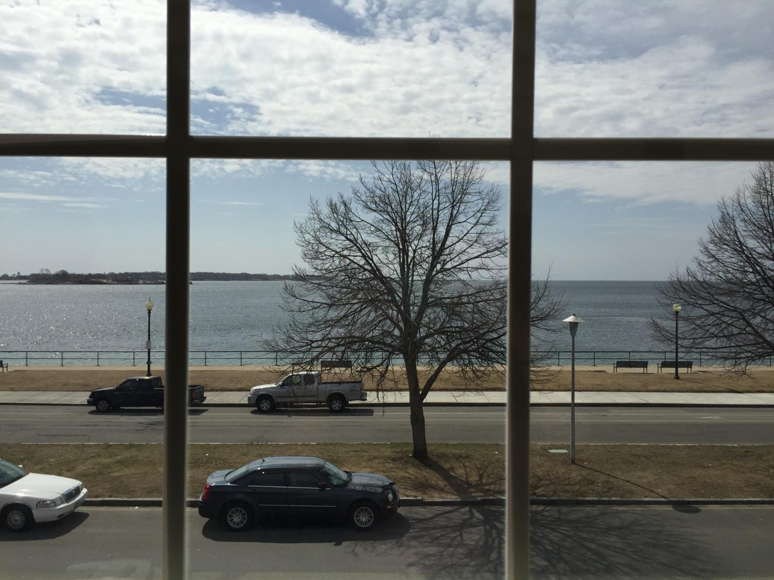 Harborview Inn