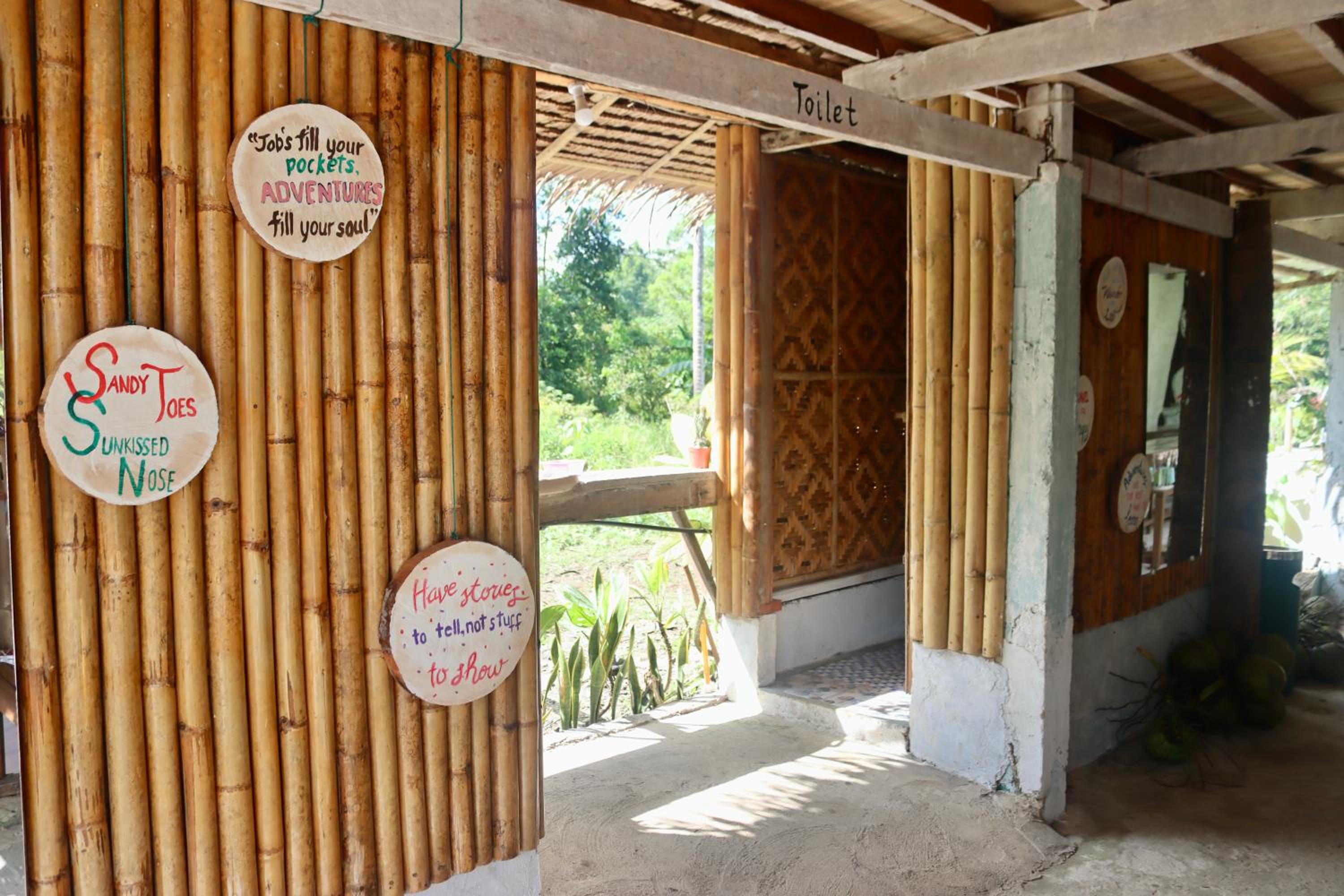 Bohol Hammock Hostel