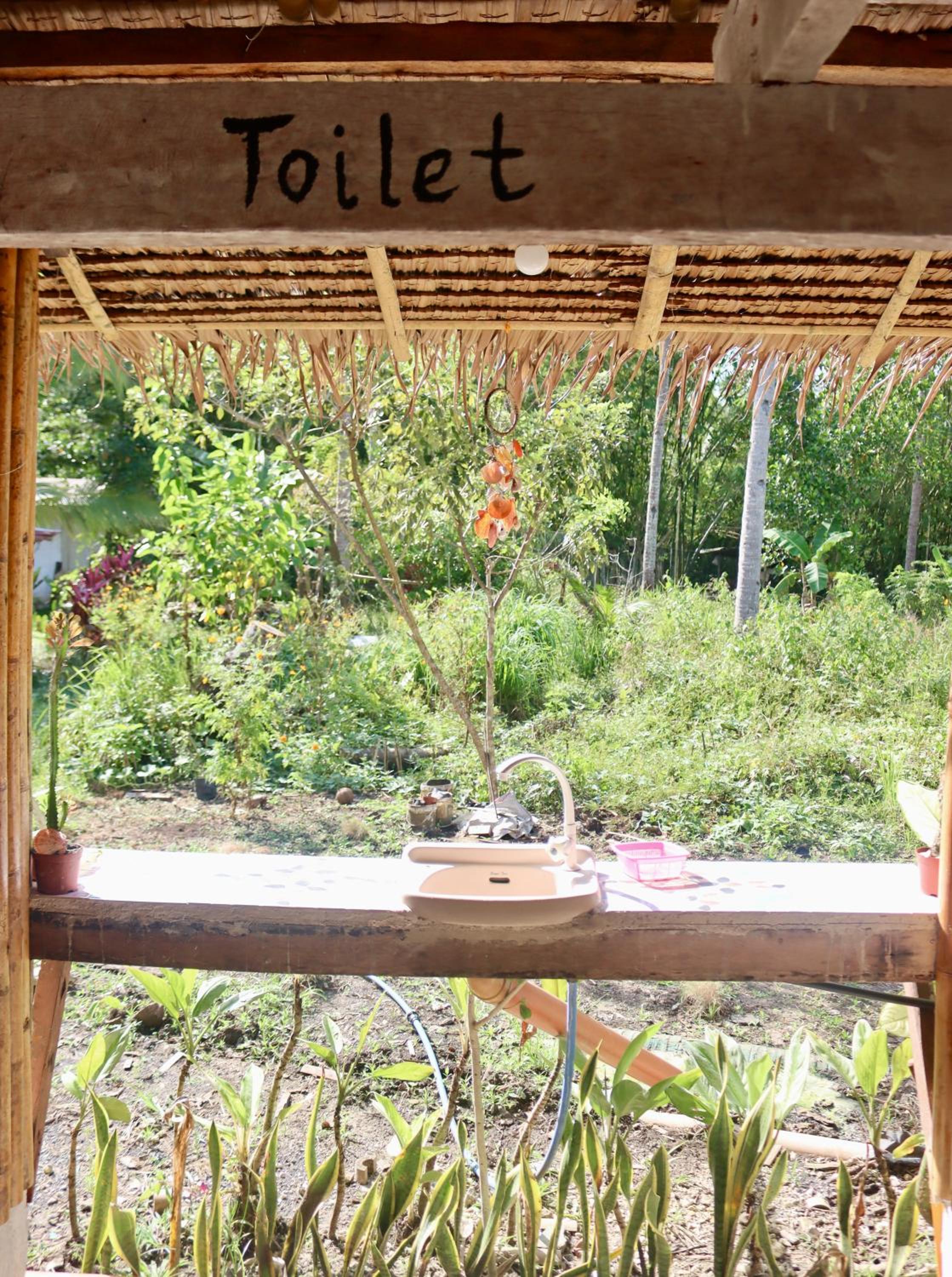 Bohol Hammock Hostel