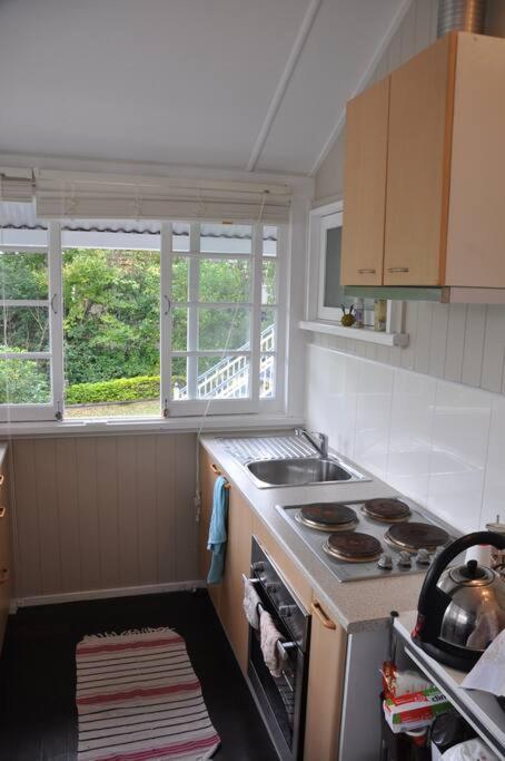 Quaint & Cosy 1 Bedroom Apartment in Queenslander.