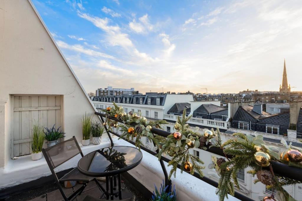 Hyde Park Rooftop Apartment