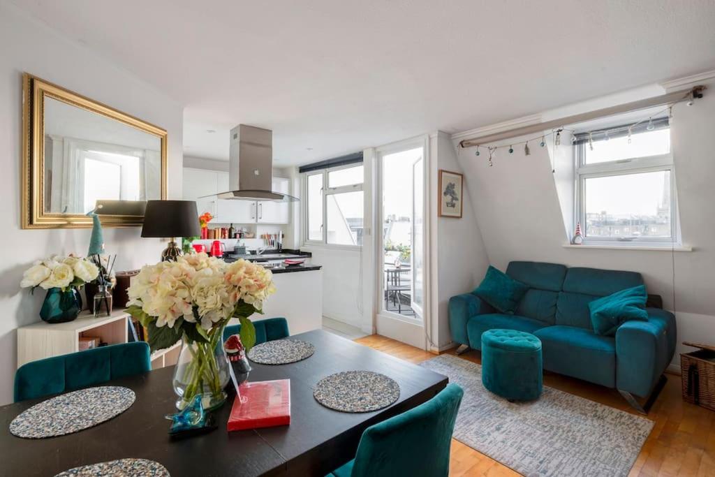 Hyde Park Rooftop Apartment