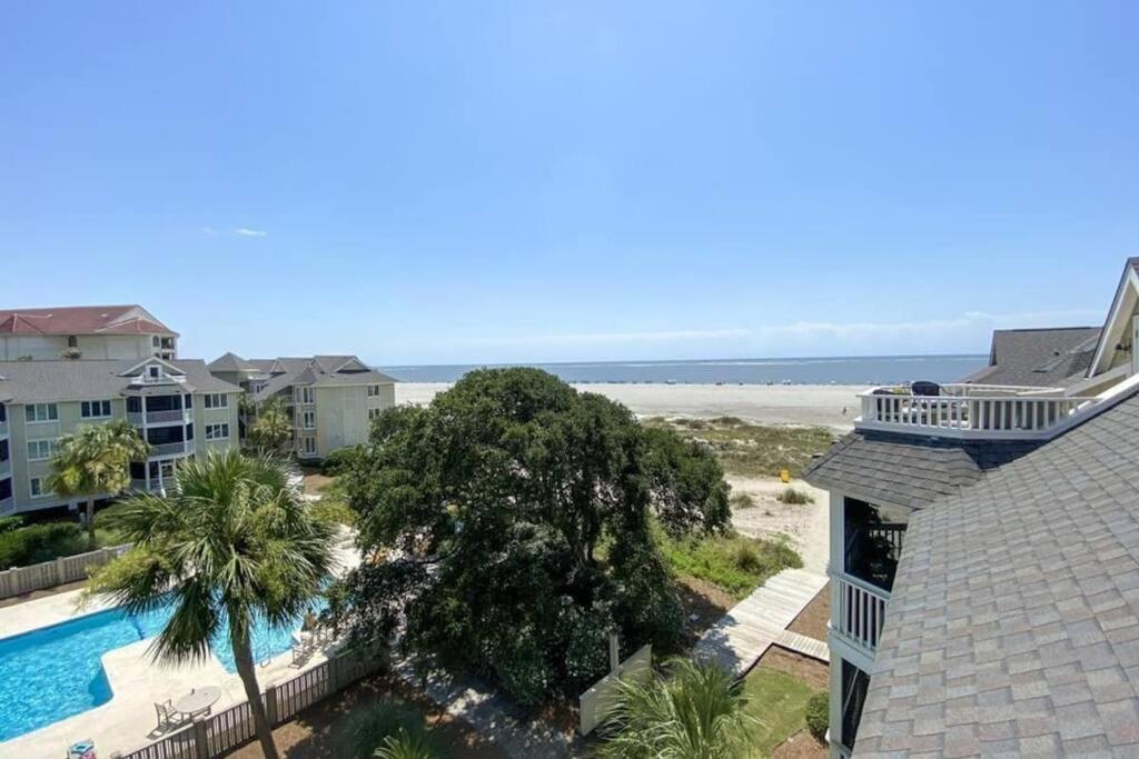Port O' Call C302 - IOP Island Retreat! Treetop Oceanview!