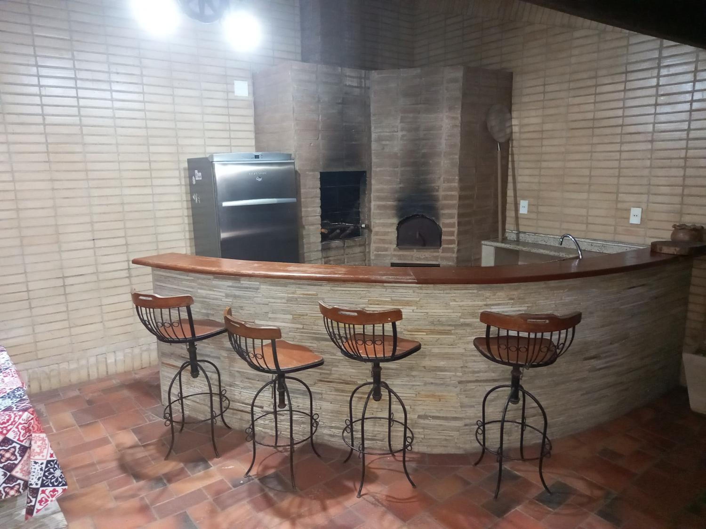Linda Casa no Jardim Mariléa com Área Gourmet e Hidromassagem!