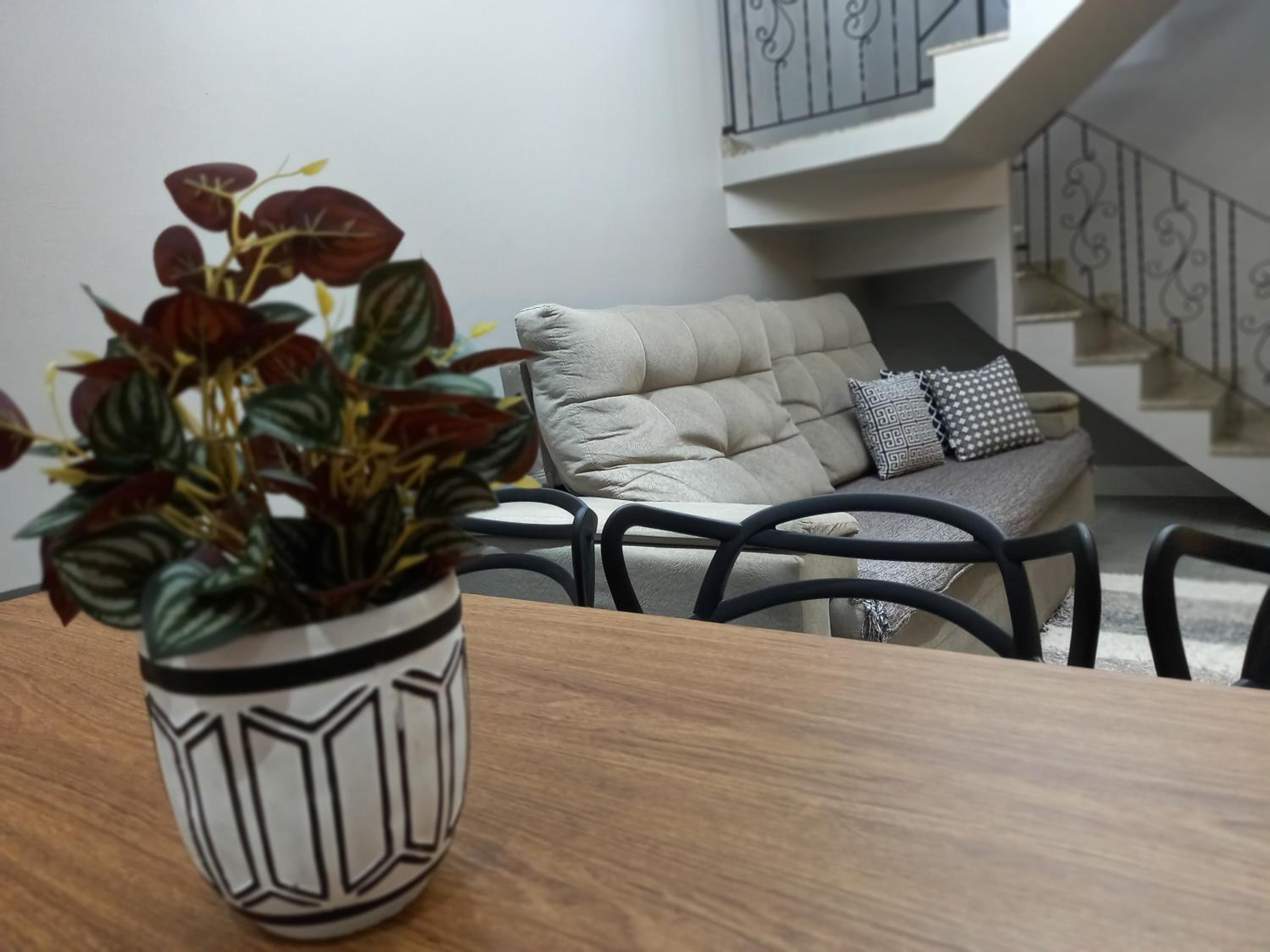 Linda Casa no Jardim Mariléa com Área Gourmet e Hidromassagem!