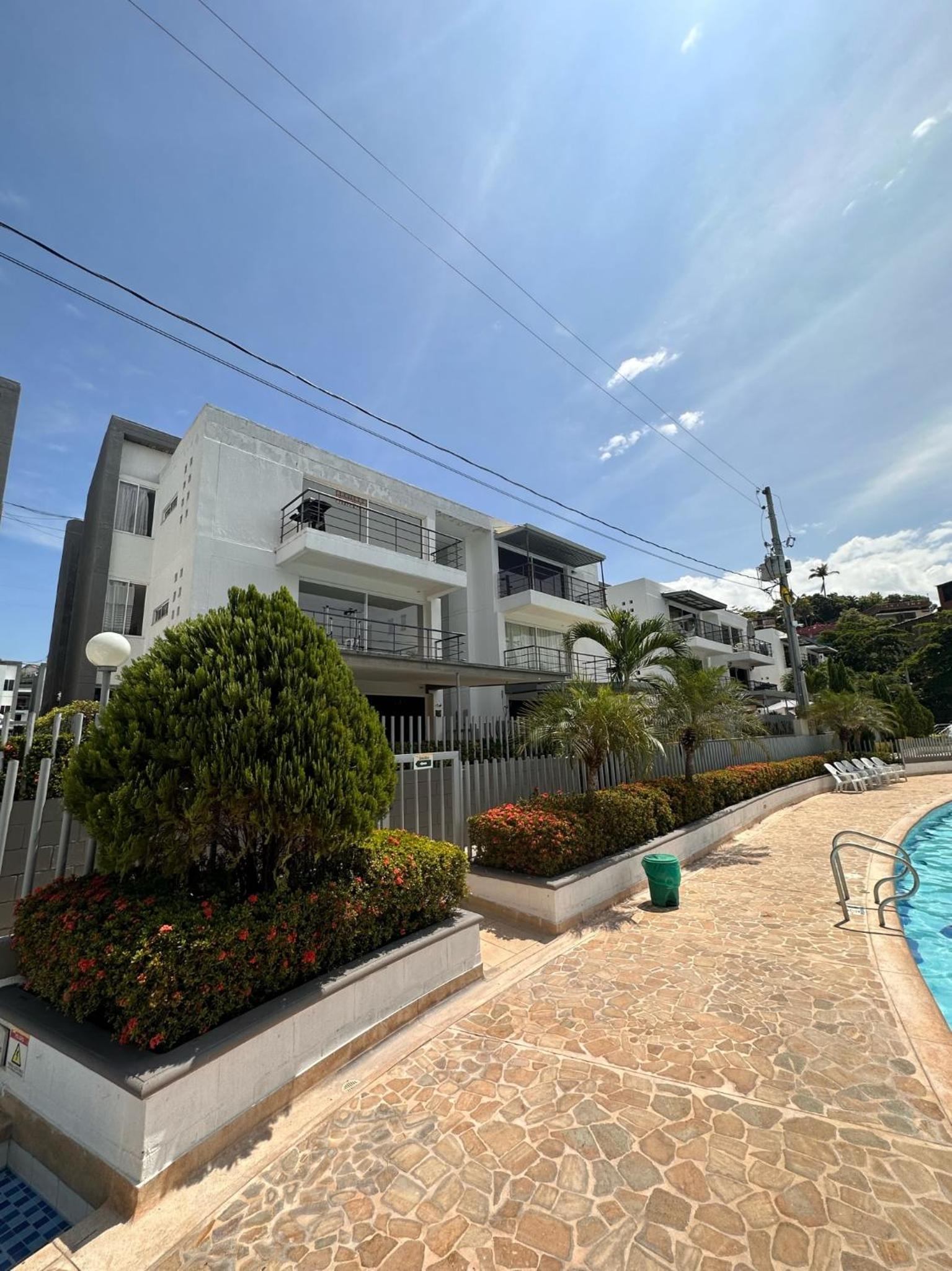 Hotel Apartasol Santafe de Antioquia 15 - Image 1