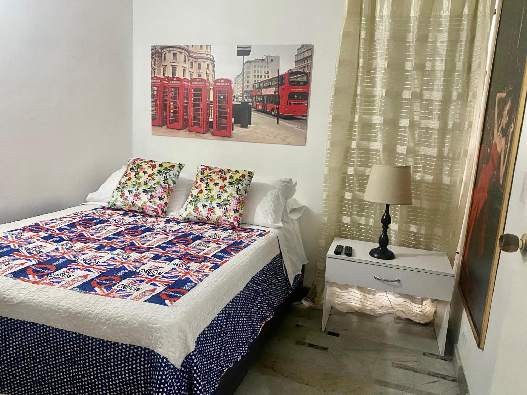 Apartamento de 4 Habitaciones Éxito de Laureles
