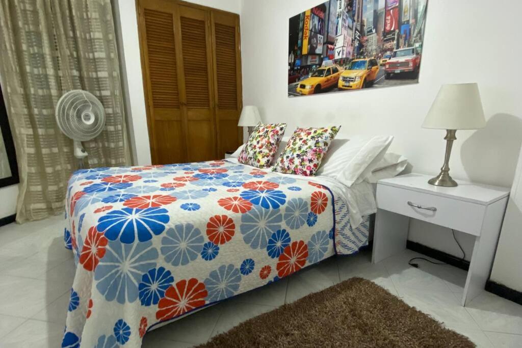 Apartamento de 4 Habitaciones Éxito de Laureles