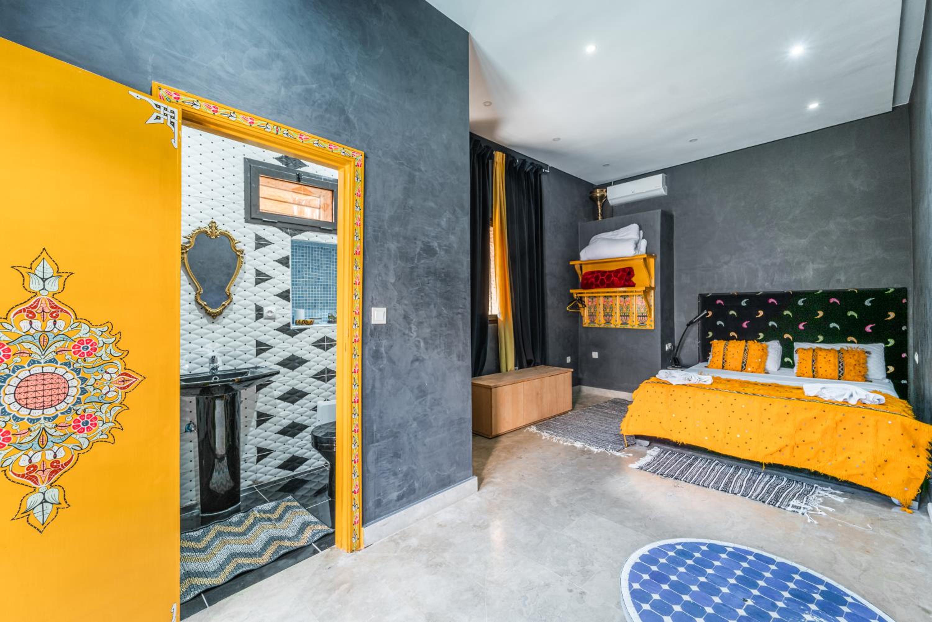 hotel room