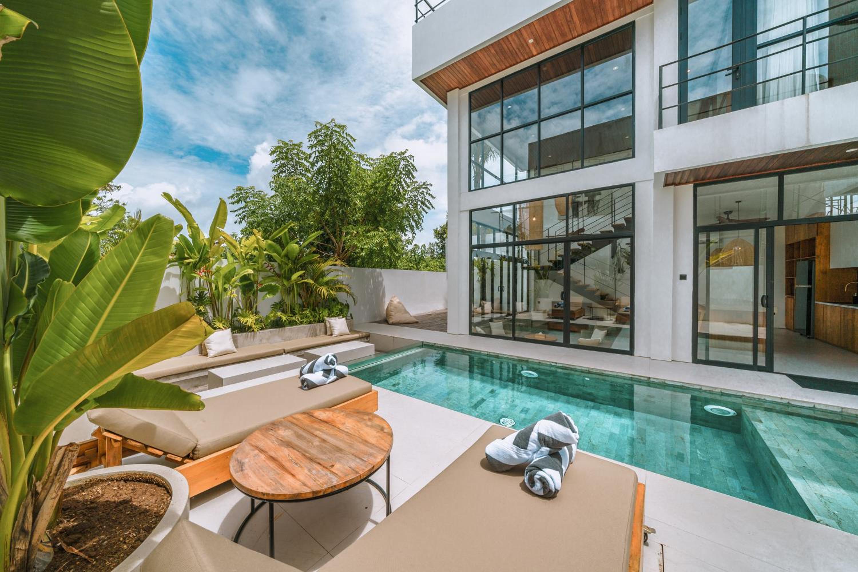 Villa Baliwood: Splendid 2BR Villa - 200m Away from the Beach — recepcion & lobby