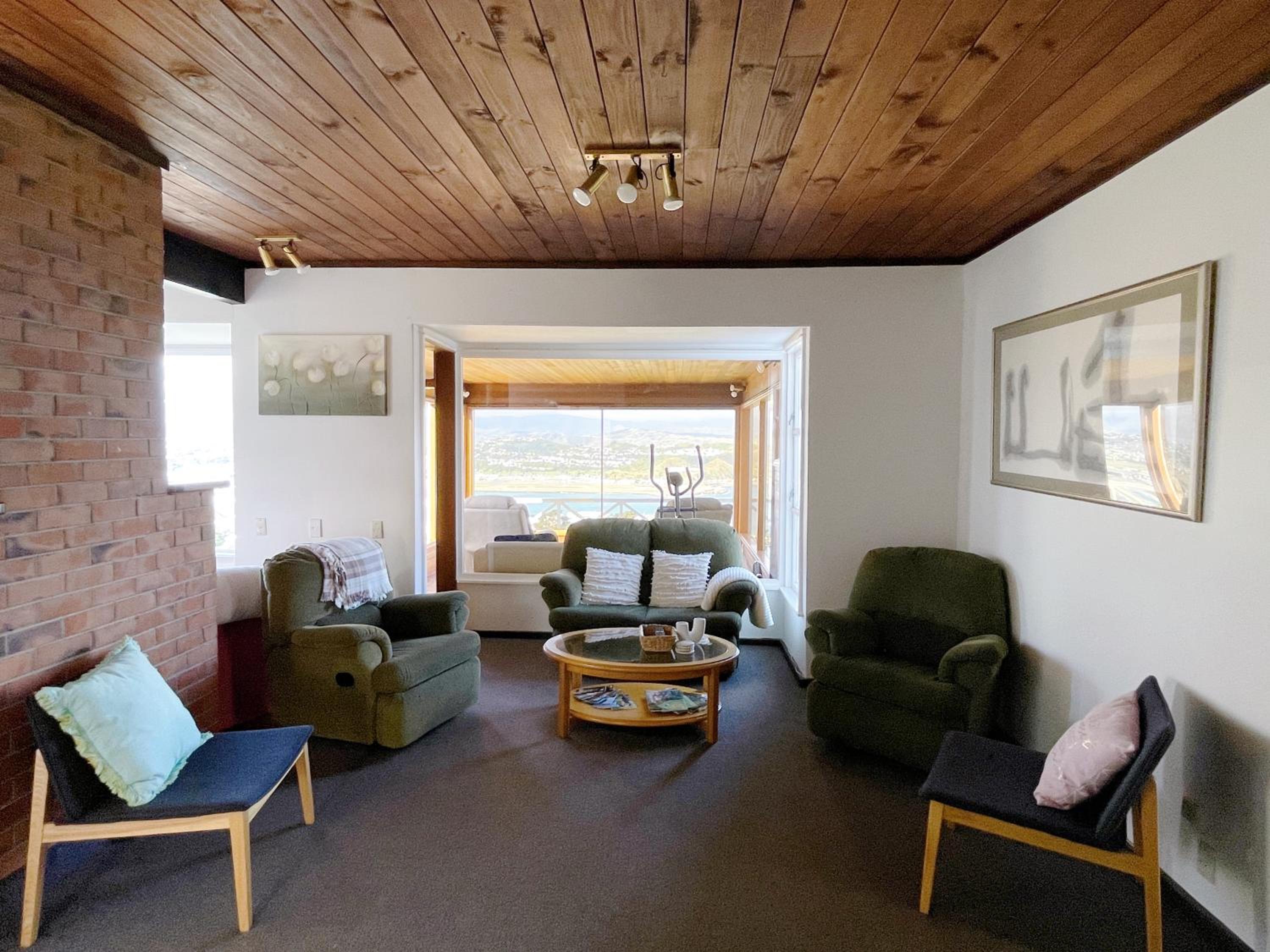NO PARTY ALLOWED,Sea view 5 bedroom house view 2