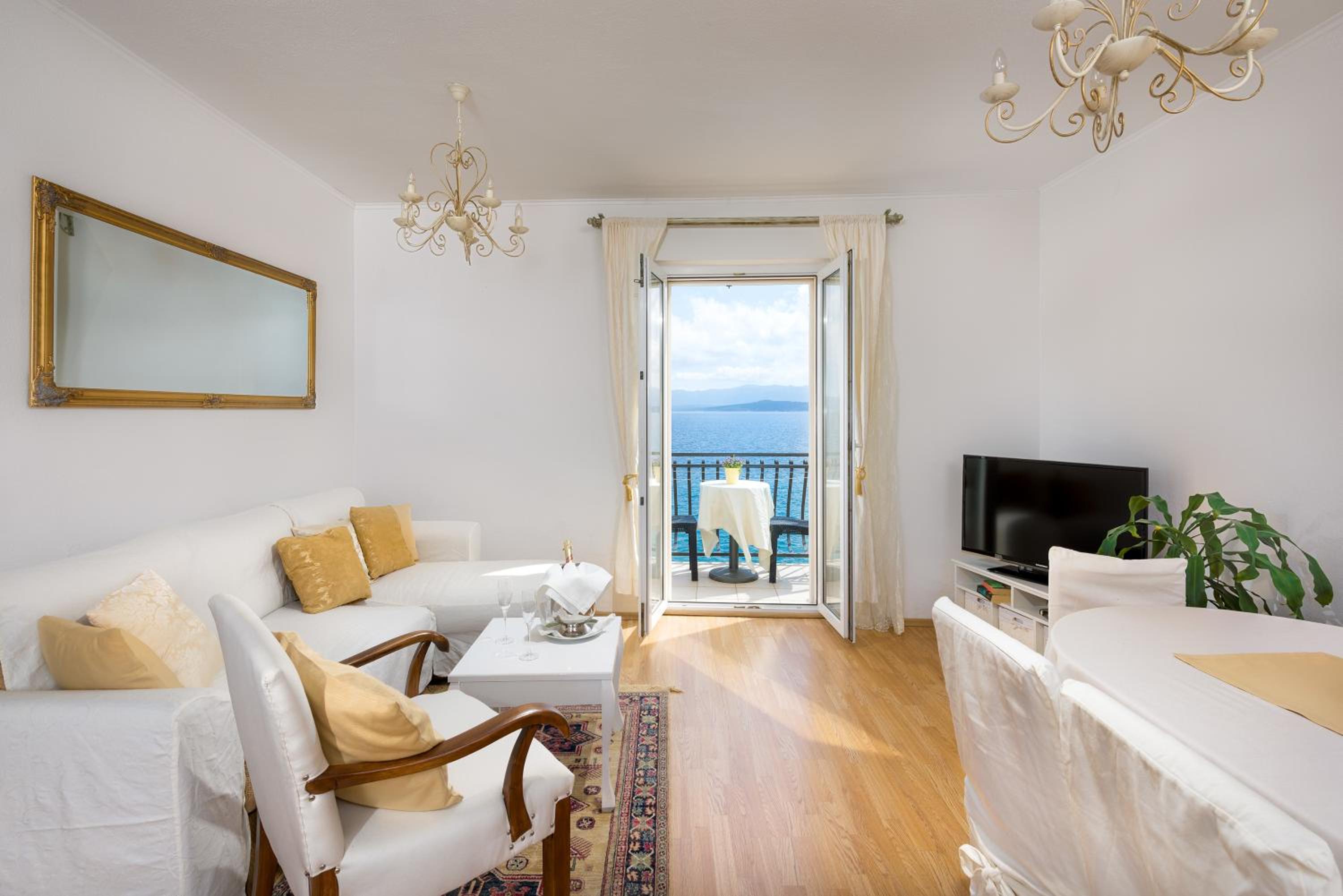 Apartments Santo