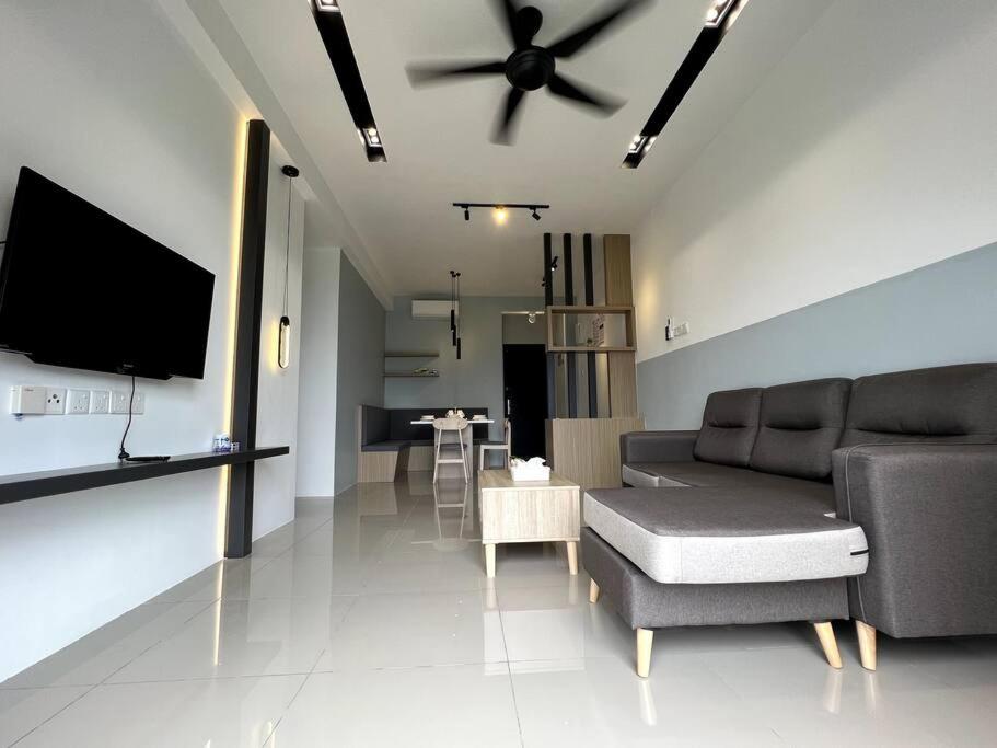 10mins to Lost World Sunway 7pax 3BR Prefect View view 2
