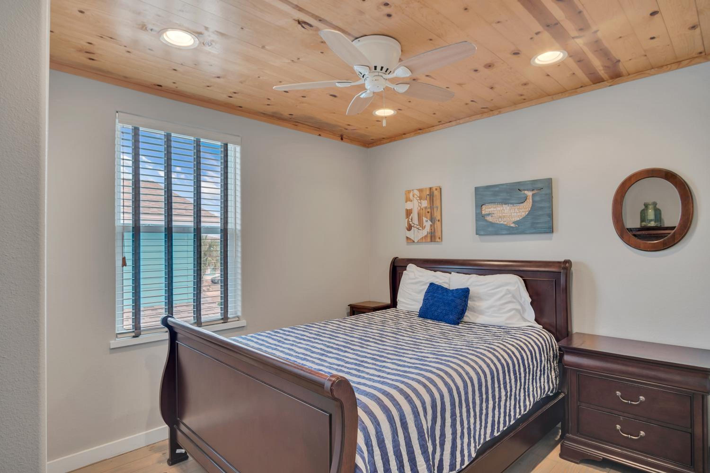 Island Fever - House view 2