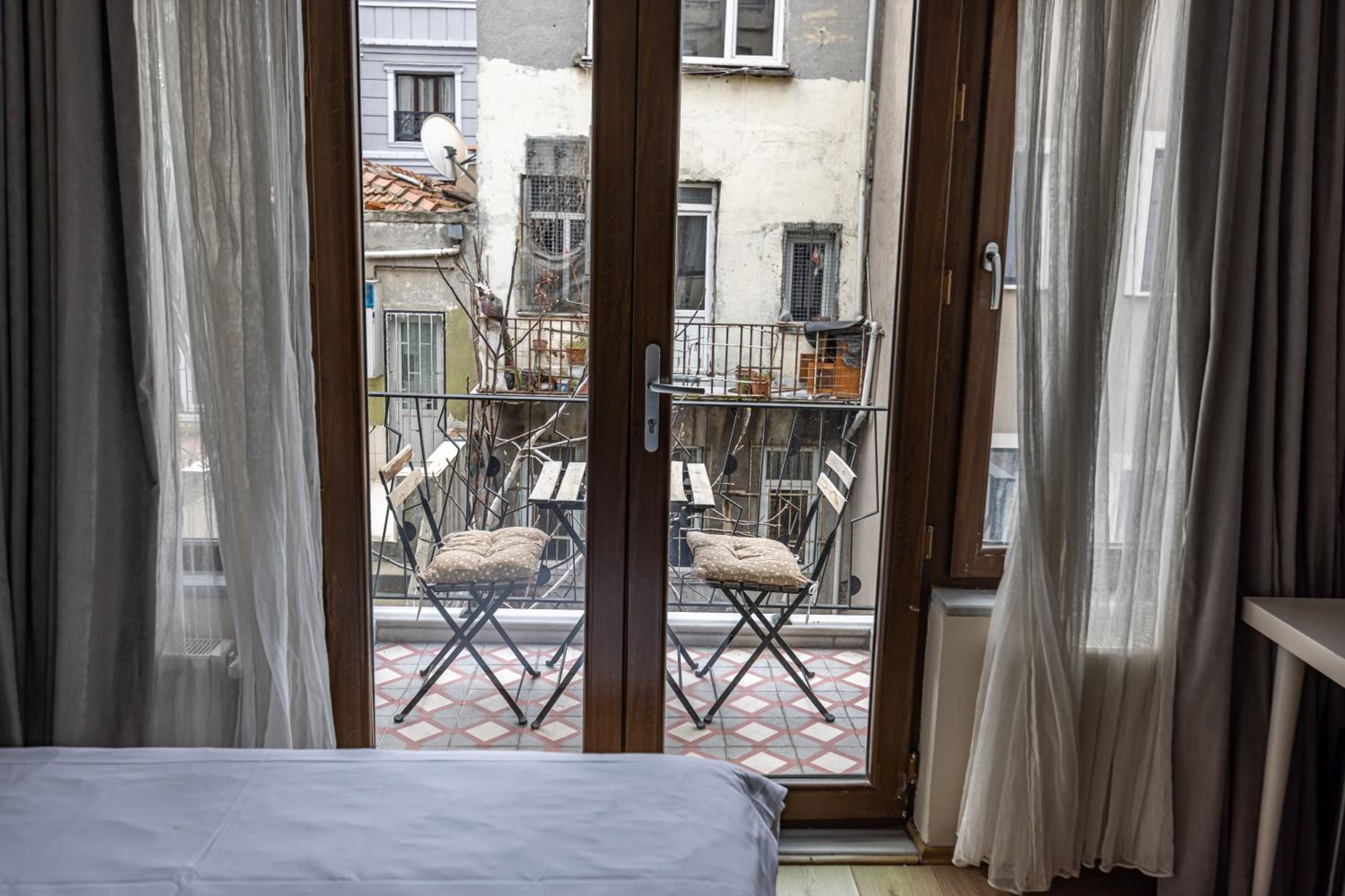 Calanthe Residence - Image 43