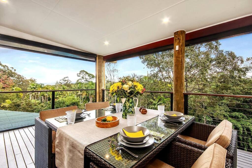 Noosa hinterland acreage close to the beach