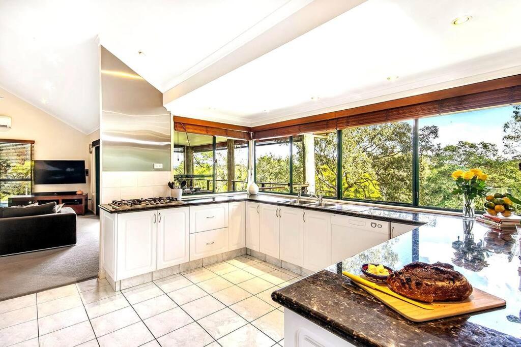 Noosa hinterland acreage close to the beach