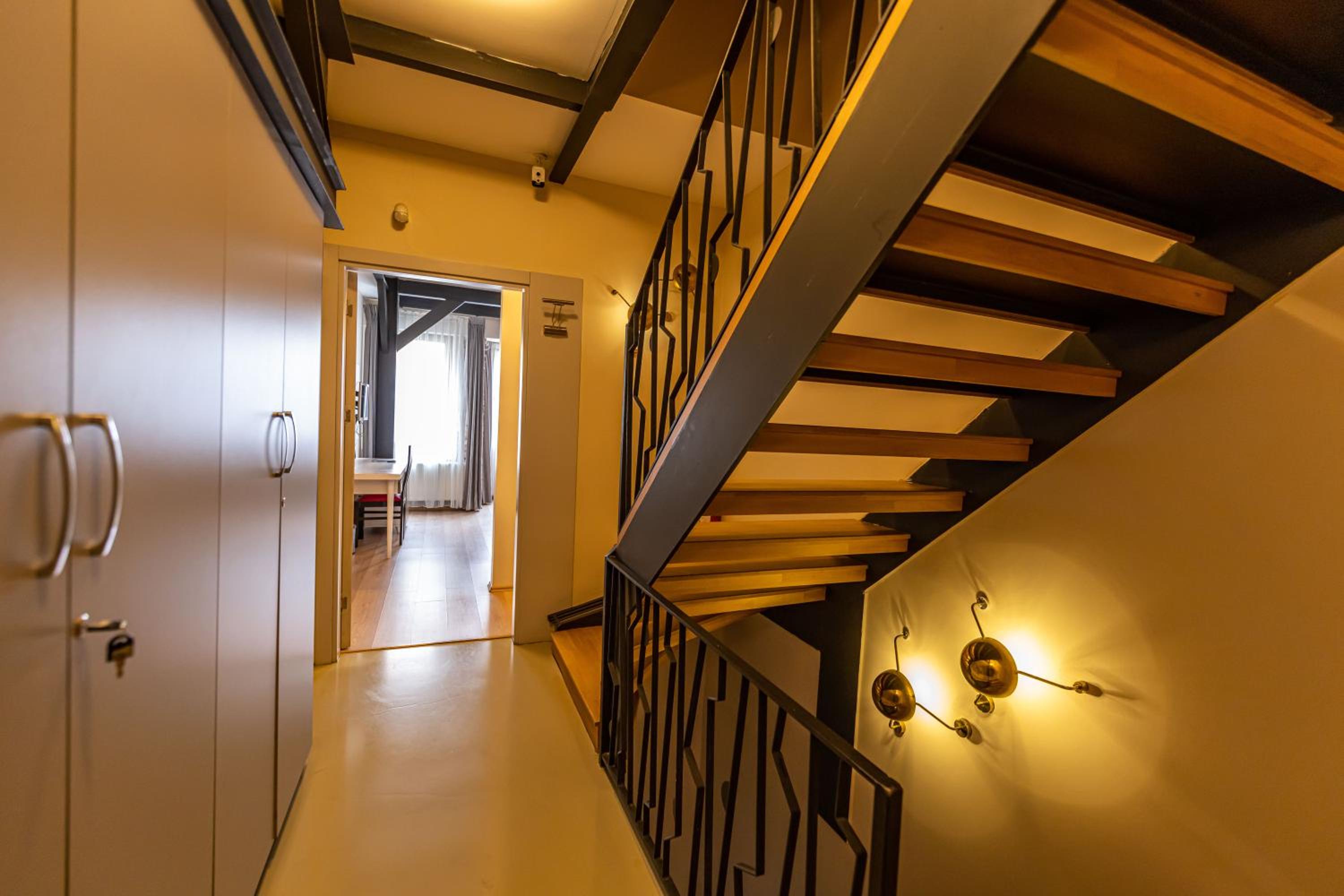 Calanthe Residence - Image 60