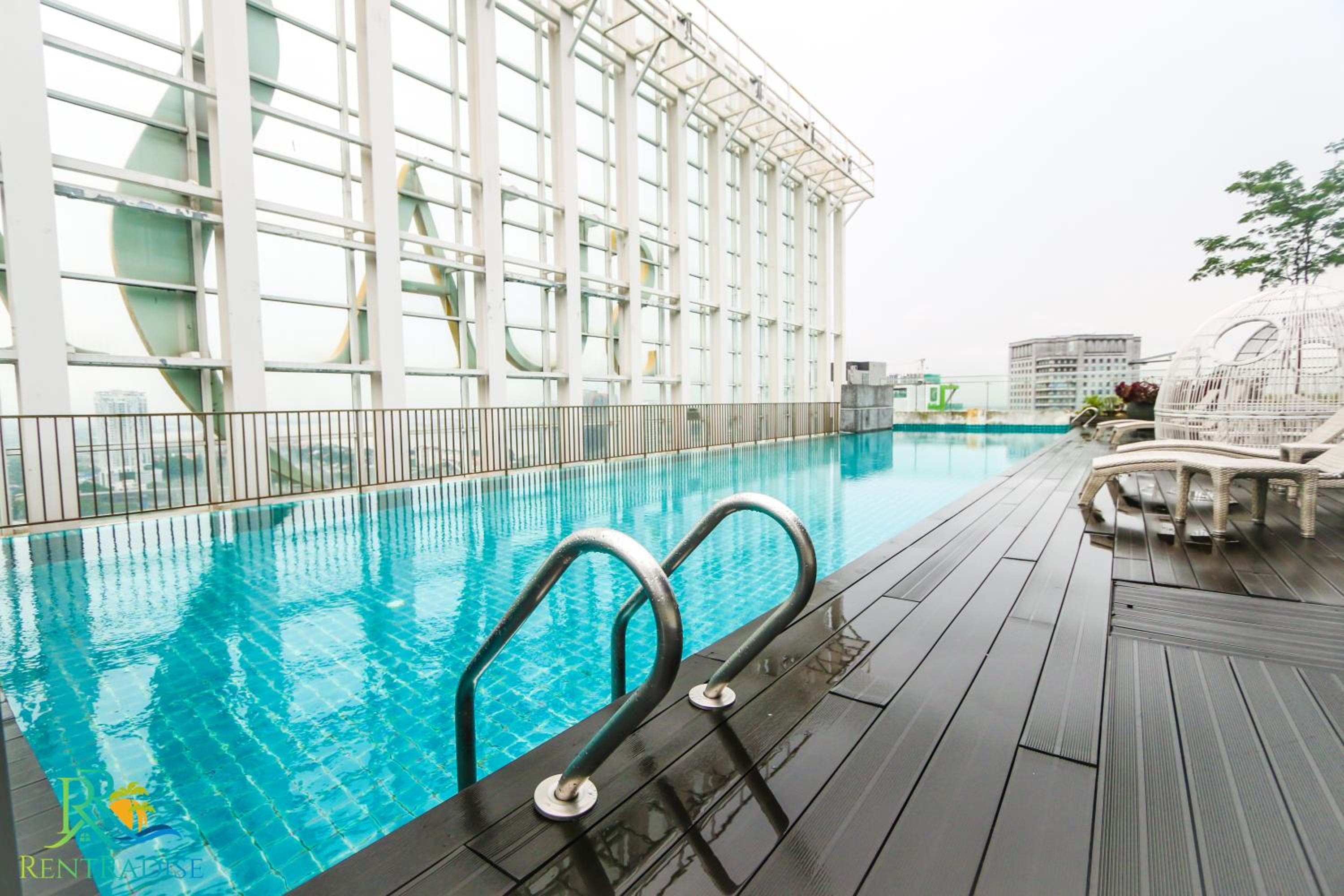 Suasana Suite by RR JBcity