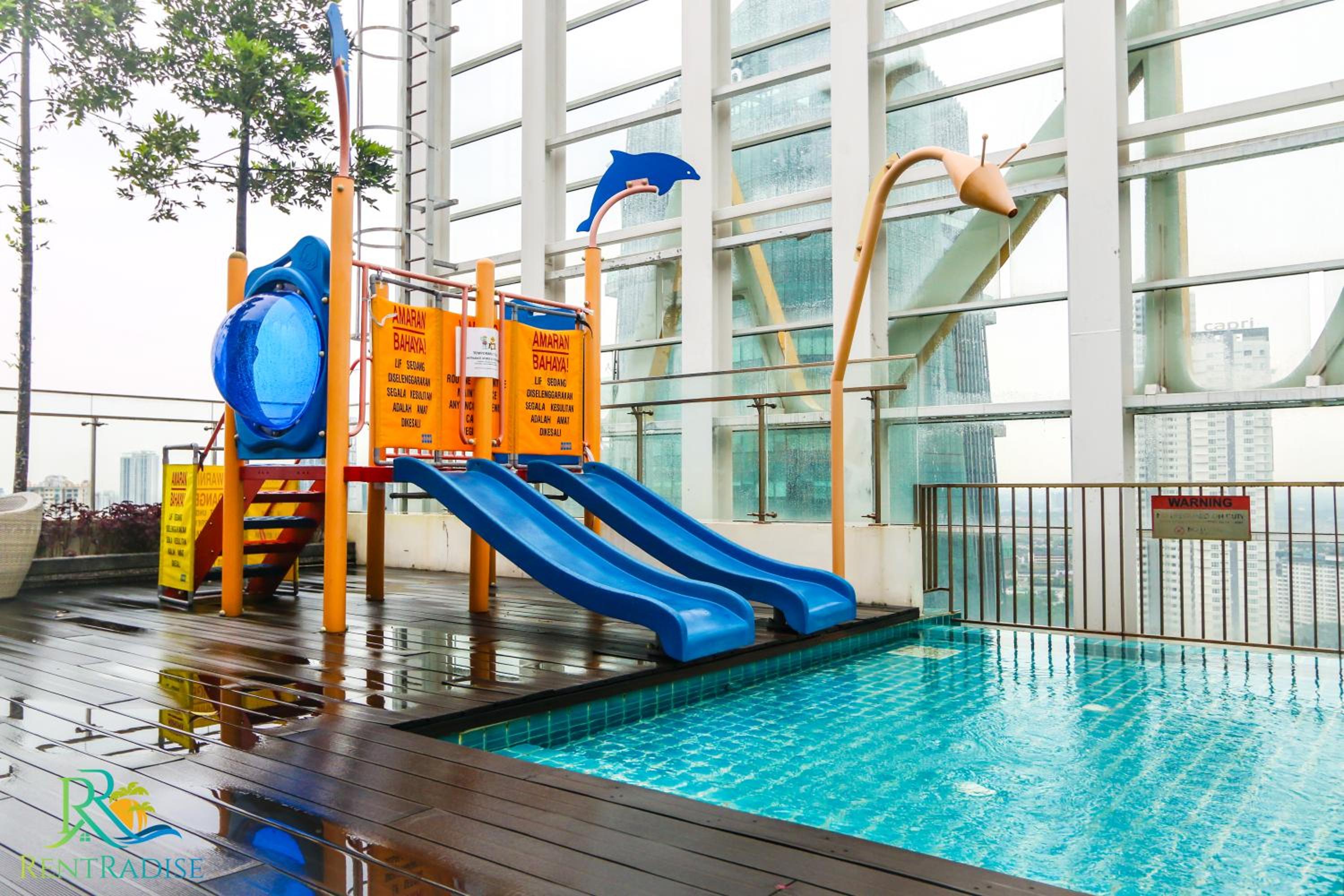Suasana Suite by RR JBcity