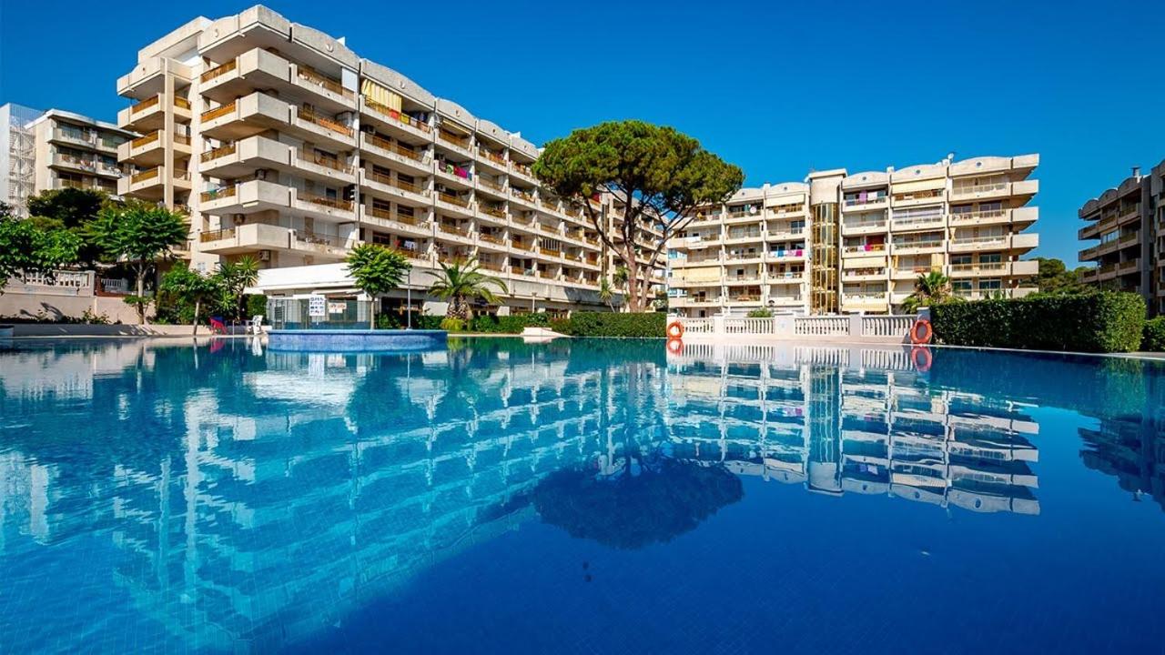 Luminoso apartamento en SALOU con TERRAZA y PARQUE INFANTIL IDEAL FAMILIAS