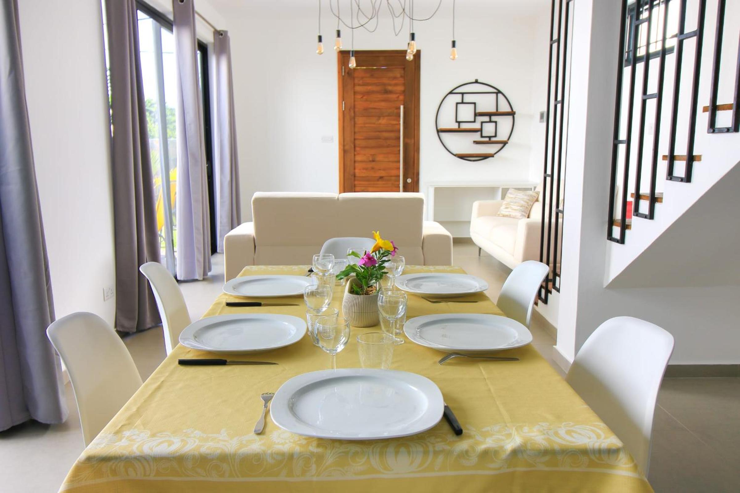 Villa Cardinal, 4 chambres avec piscine privee view 2