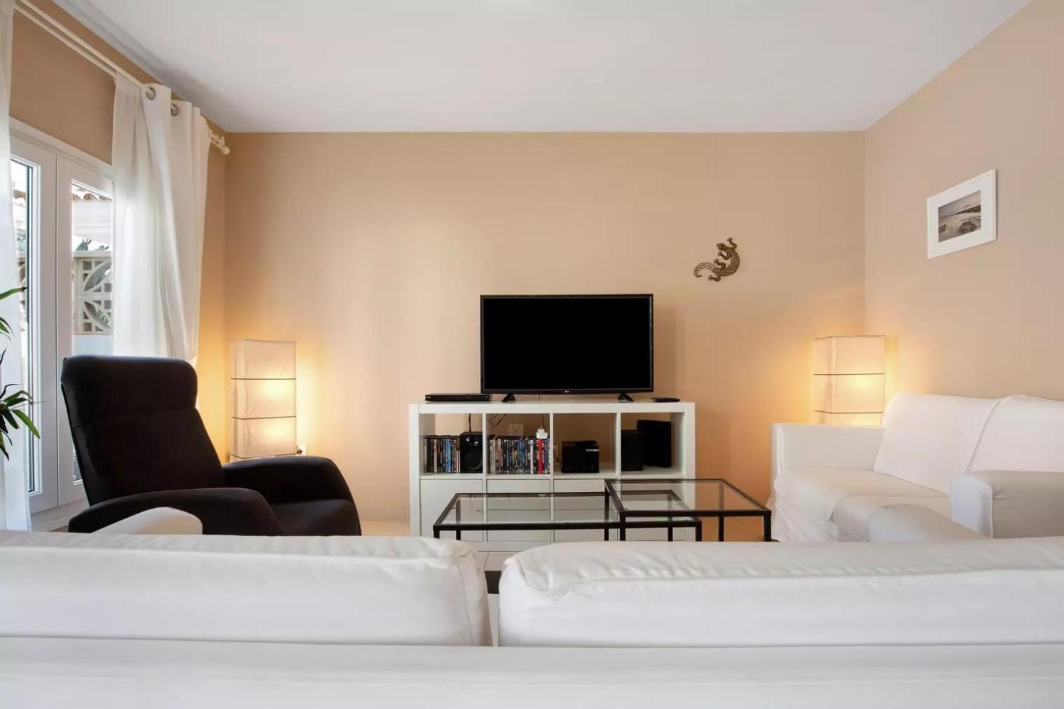 Villa Solymar - Private heated pool & Fiber-Optic WiFi