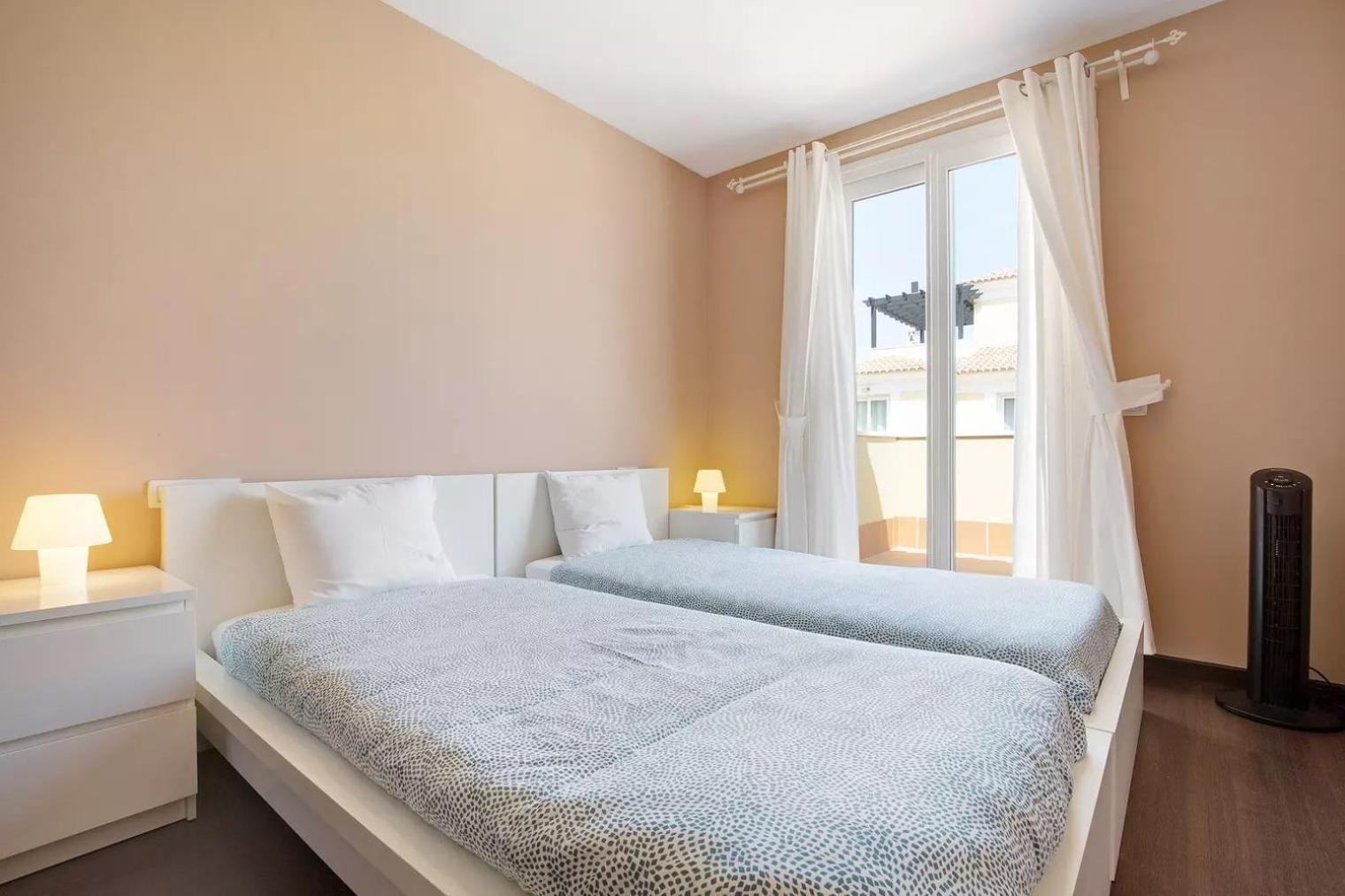Villa Solymar - Private heated pool & Fiber-Optic WiFi