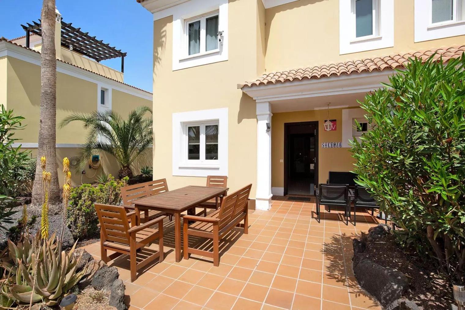 Villa Solymar - Private heated pool & Fiber-Optic WiFi
