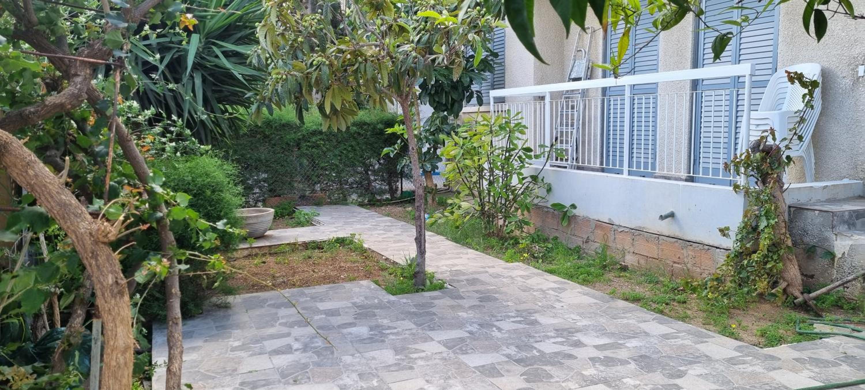 Elpida Lemon Garden House