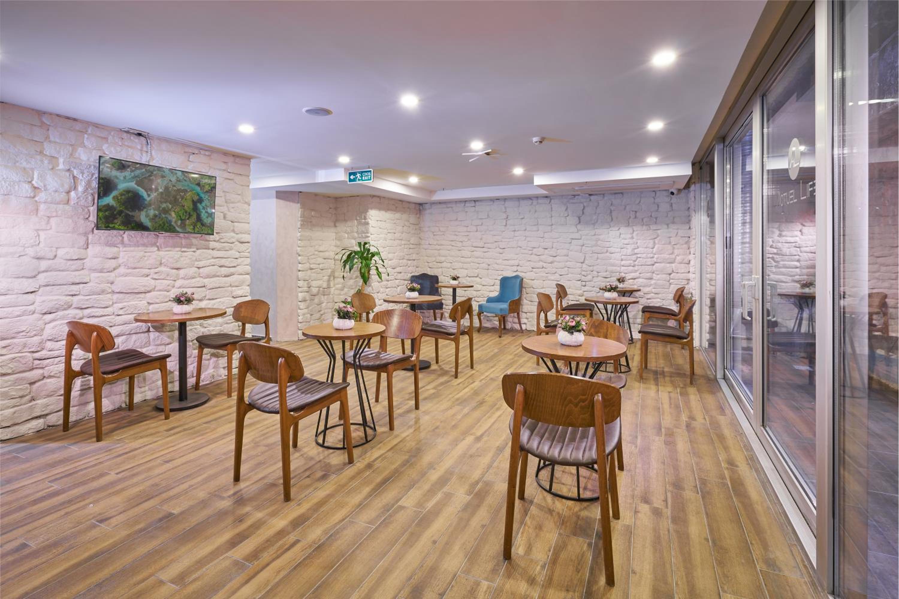 Actuel Life Hotel
